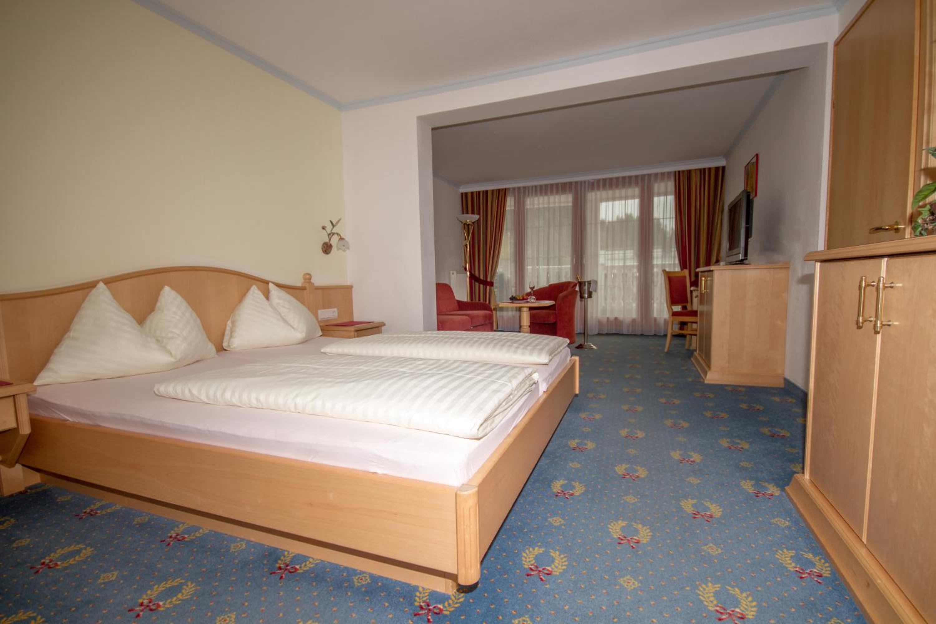 Suite with Balcony photo 1