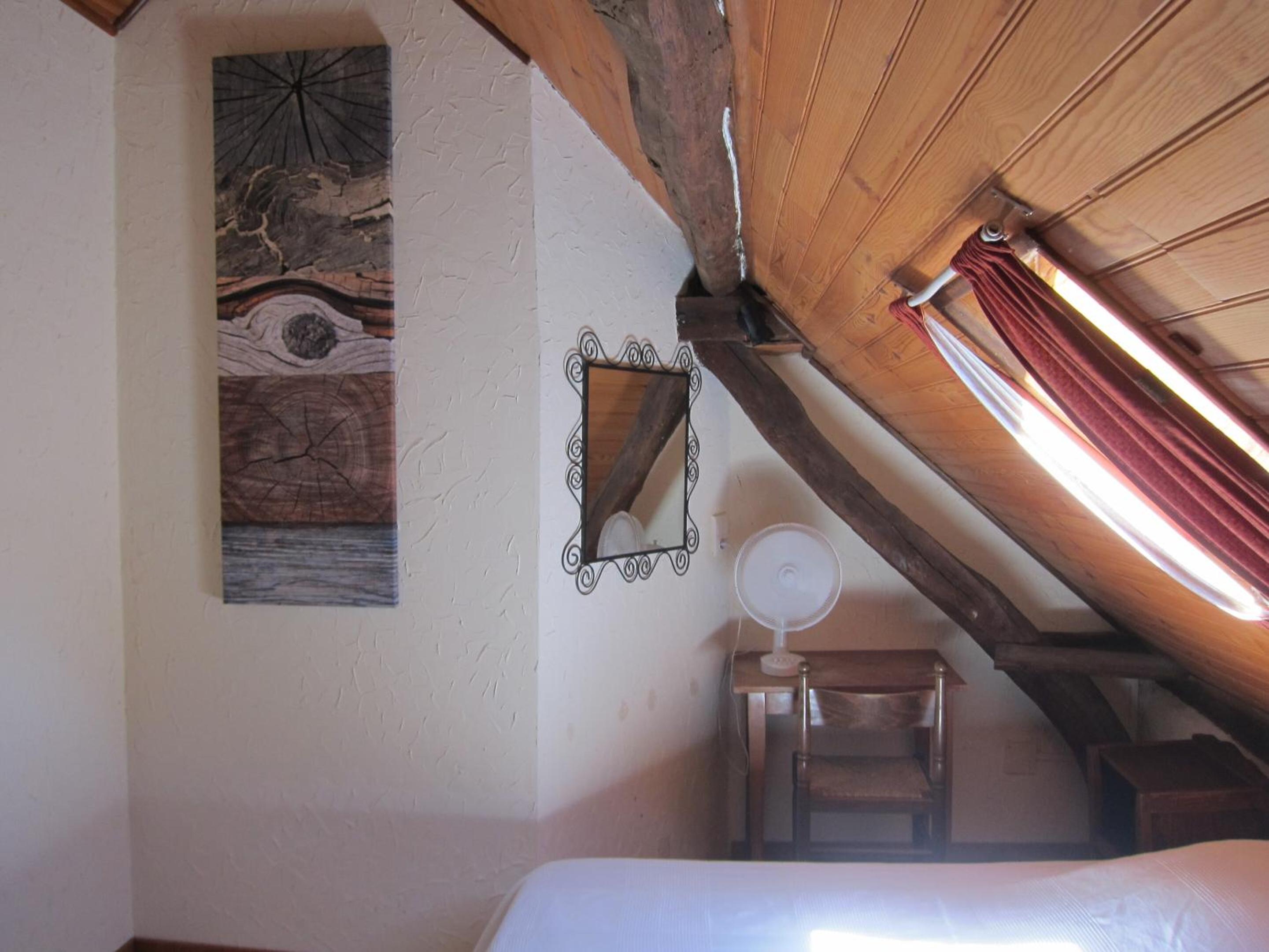Twin Room with Bath photo 3