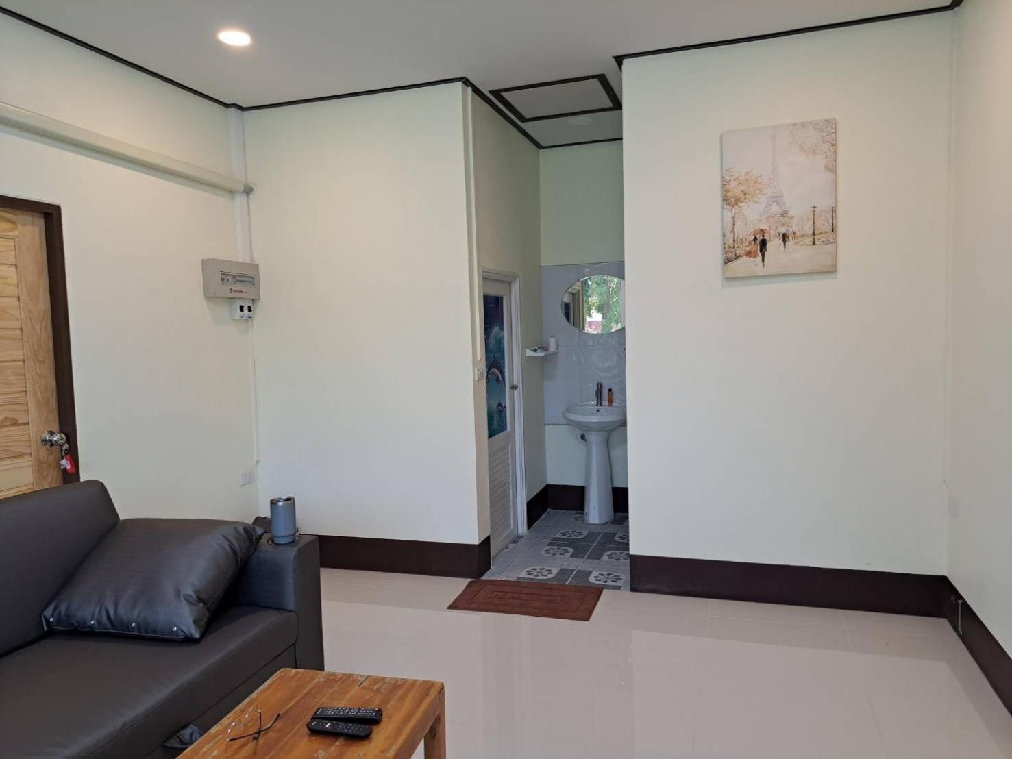 Family Room with Sea View photo 3