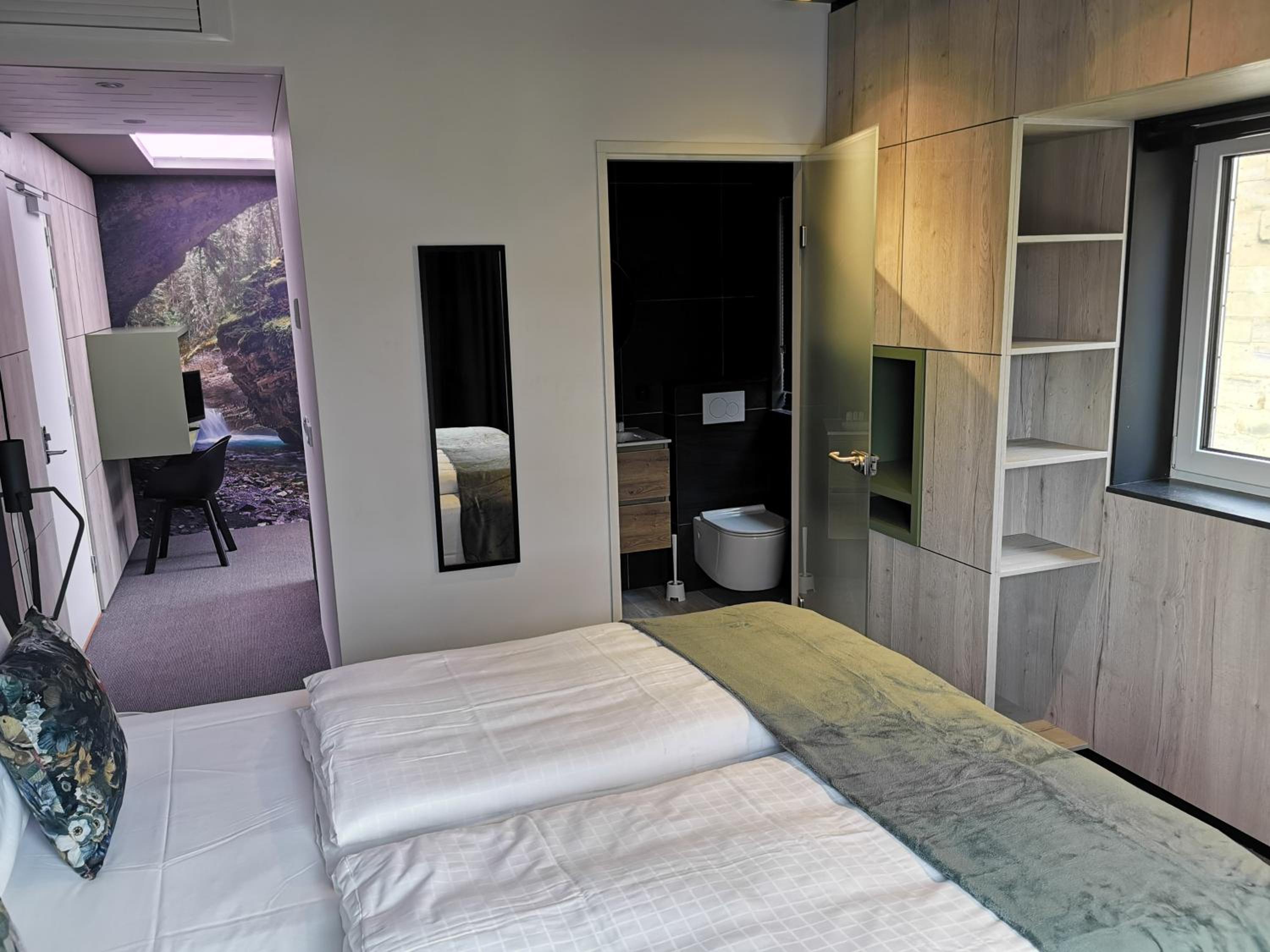 Triple Room with City View