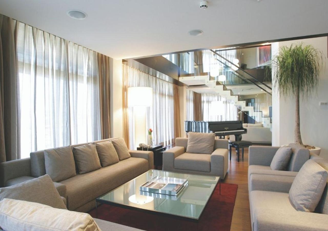 Penthouse Suite