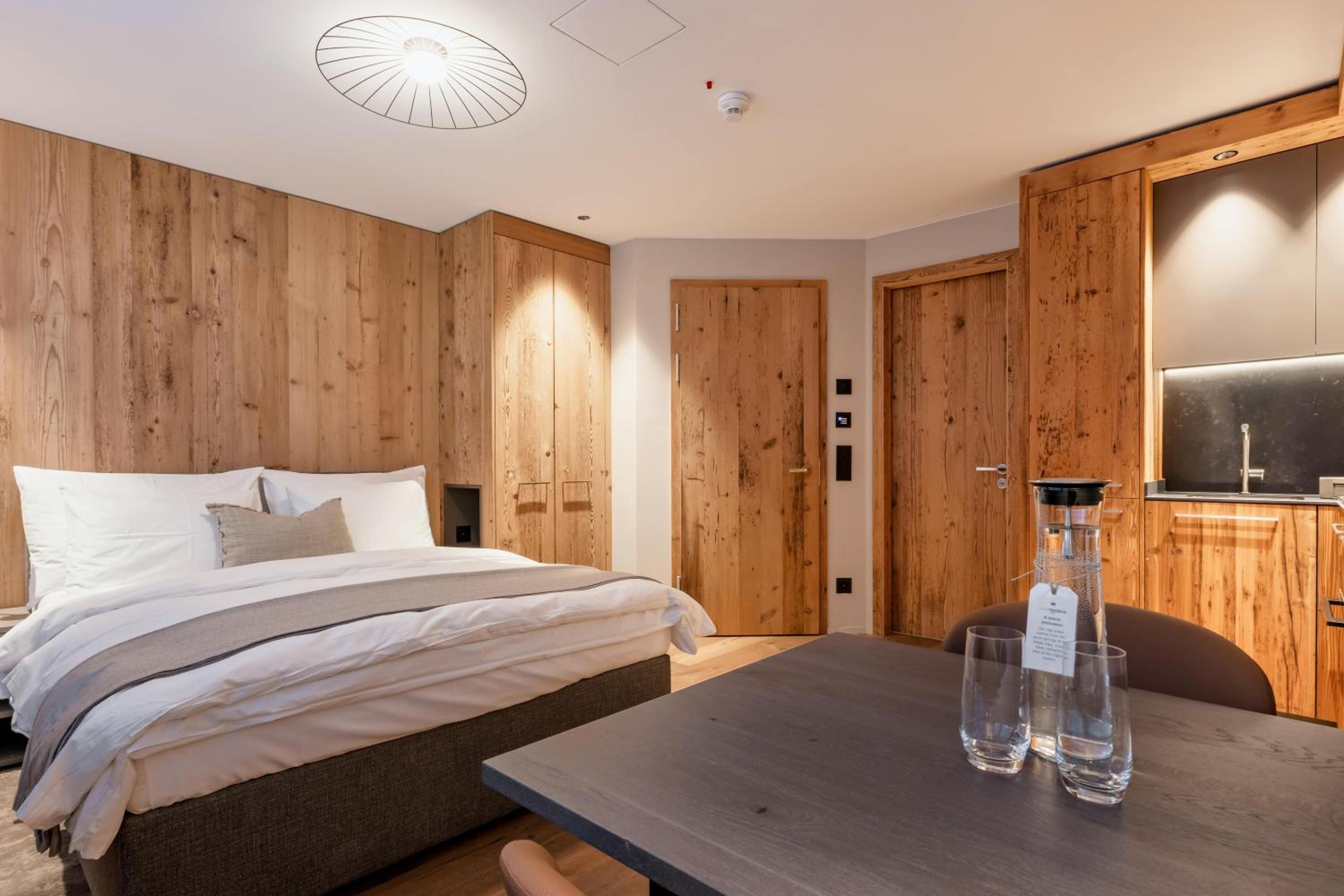 Street View 2-Bedroom Suite