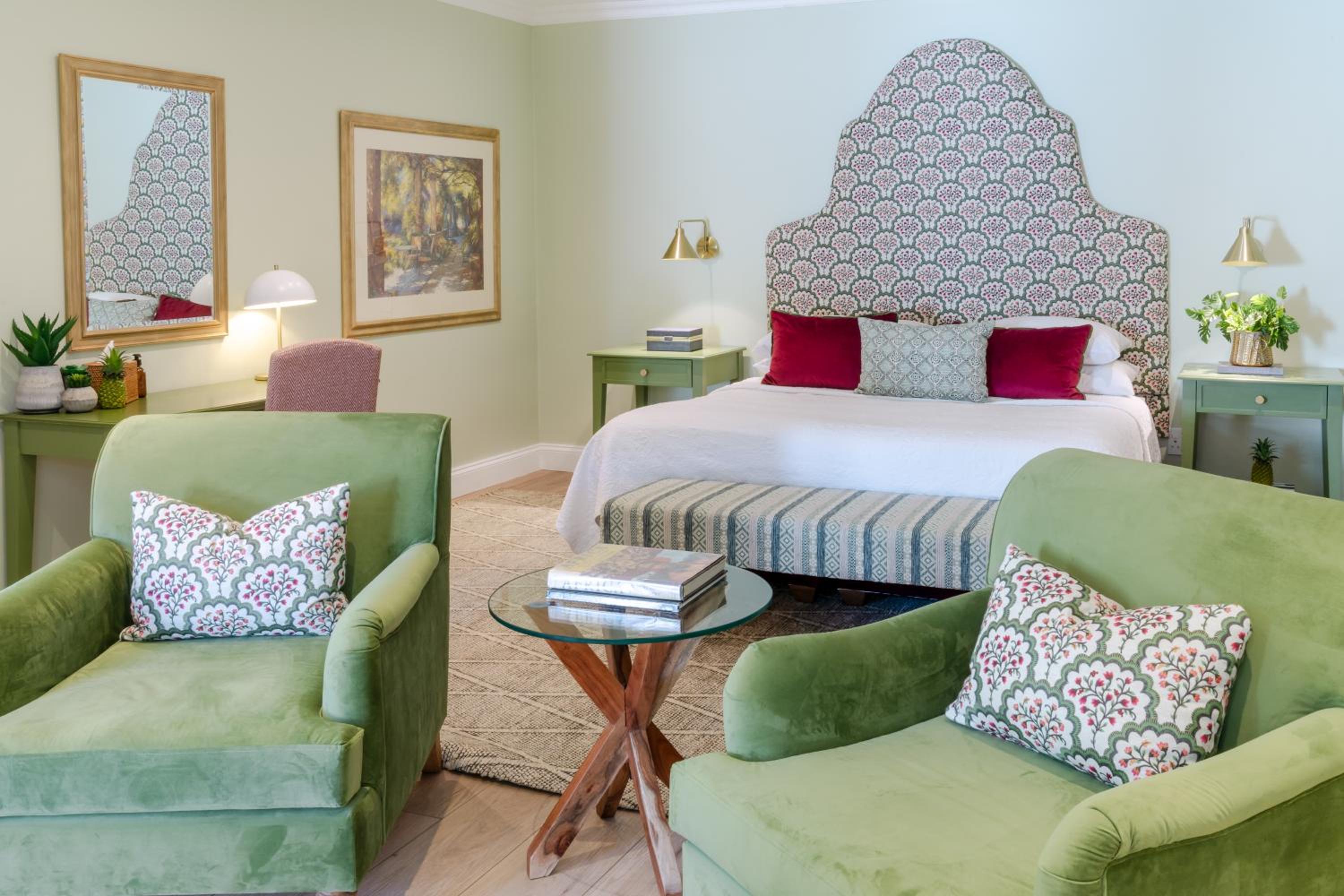 Superior King Room - Photo 24