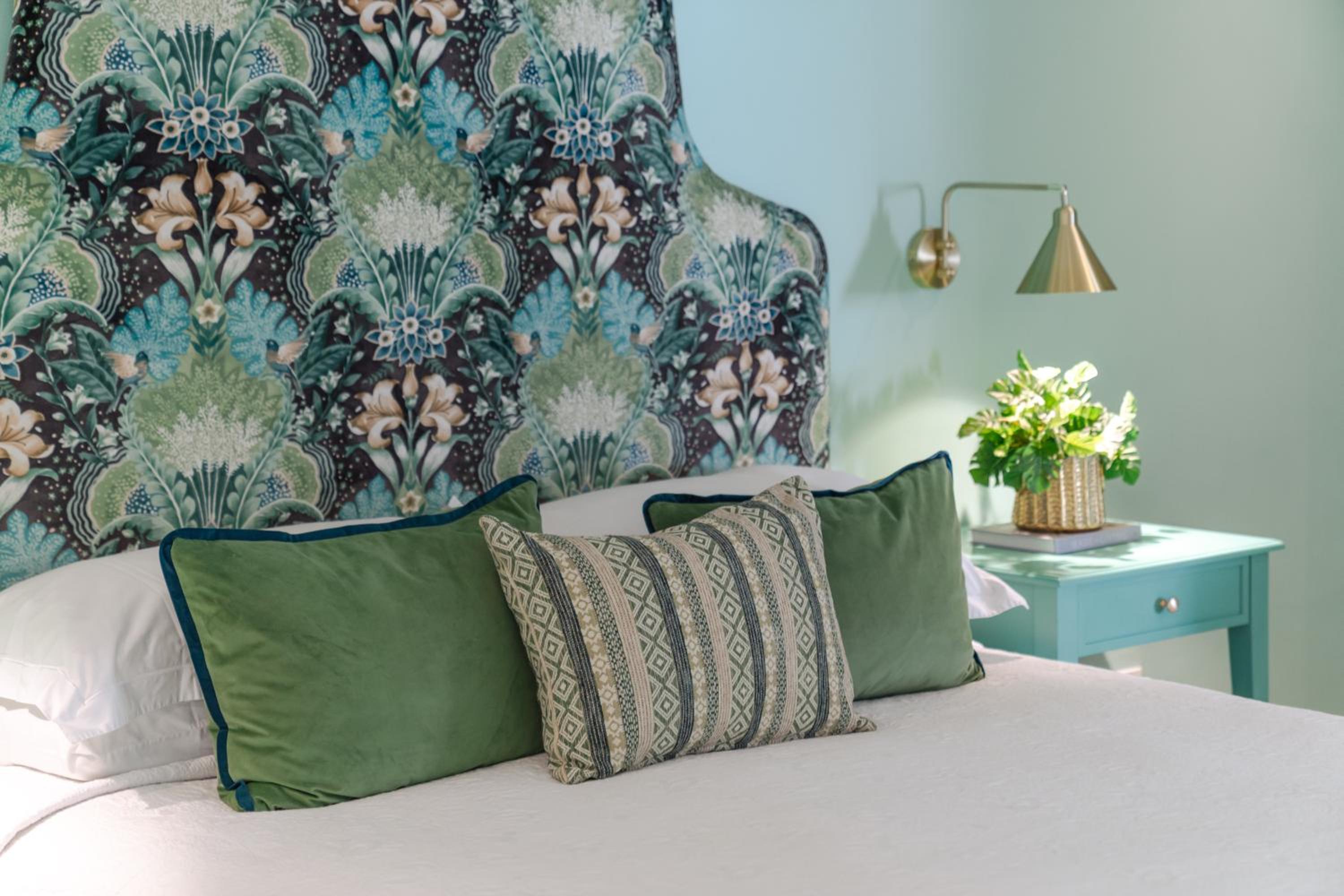 Superior King Room - Photo 32