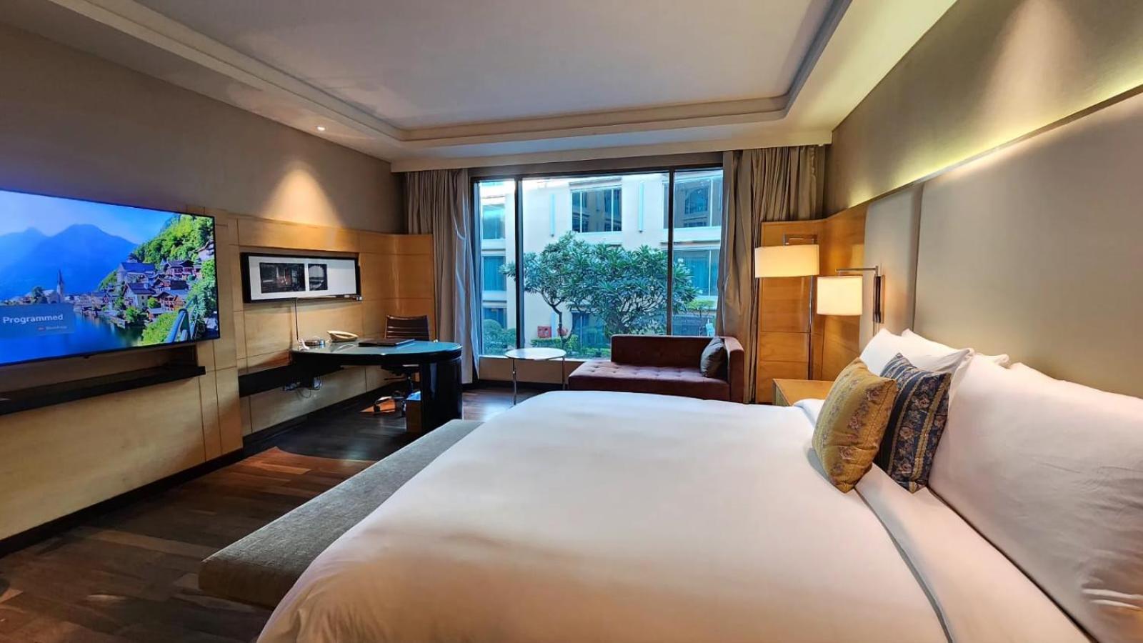 Luxury Suite with complimentary Breakfast & Club access with unlimited IMFL Beverages 5PM to 7PM. INR 3,000 Credit on select hotel services