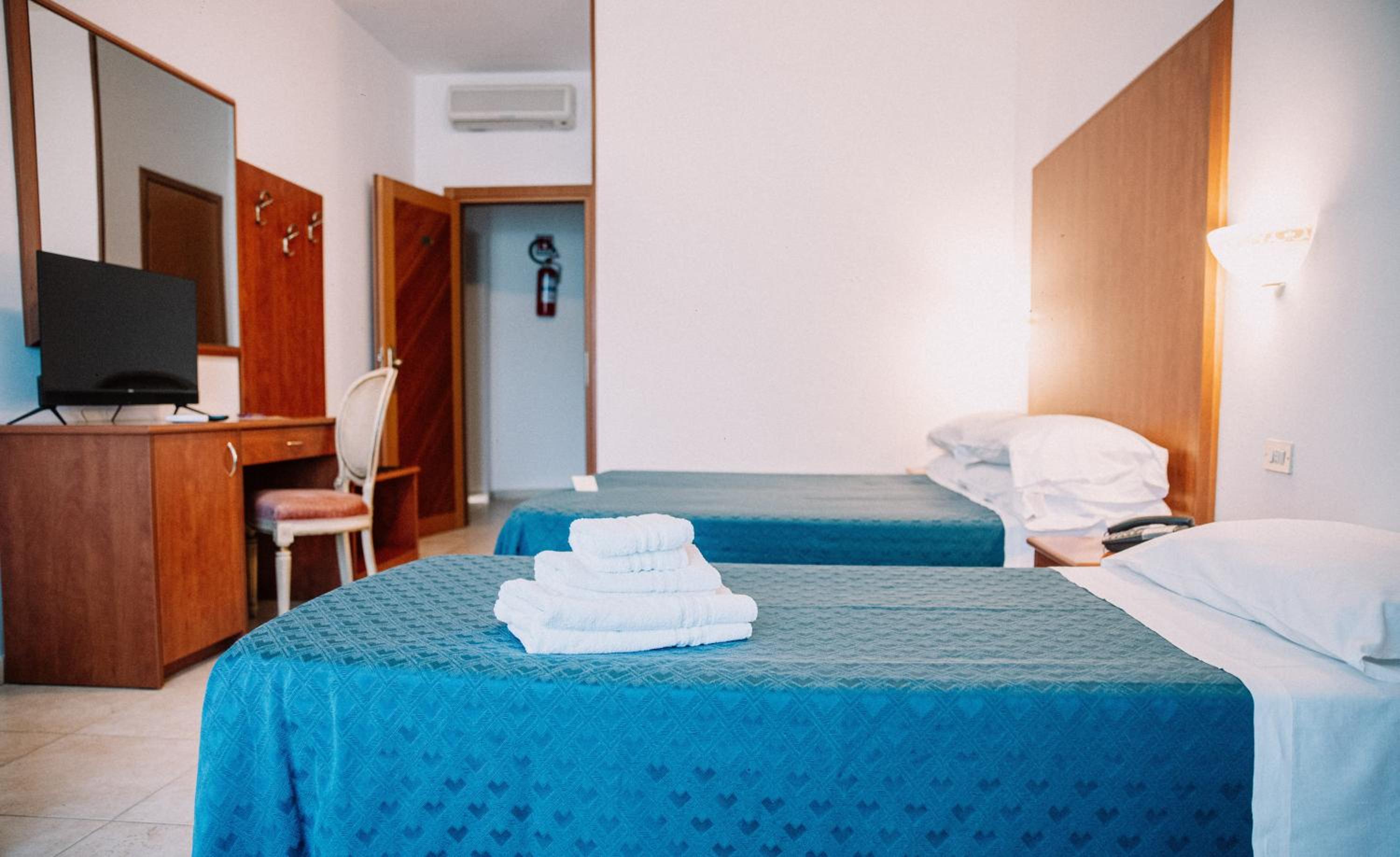 Standard Quadruple Room
