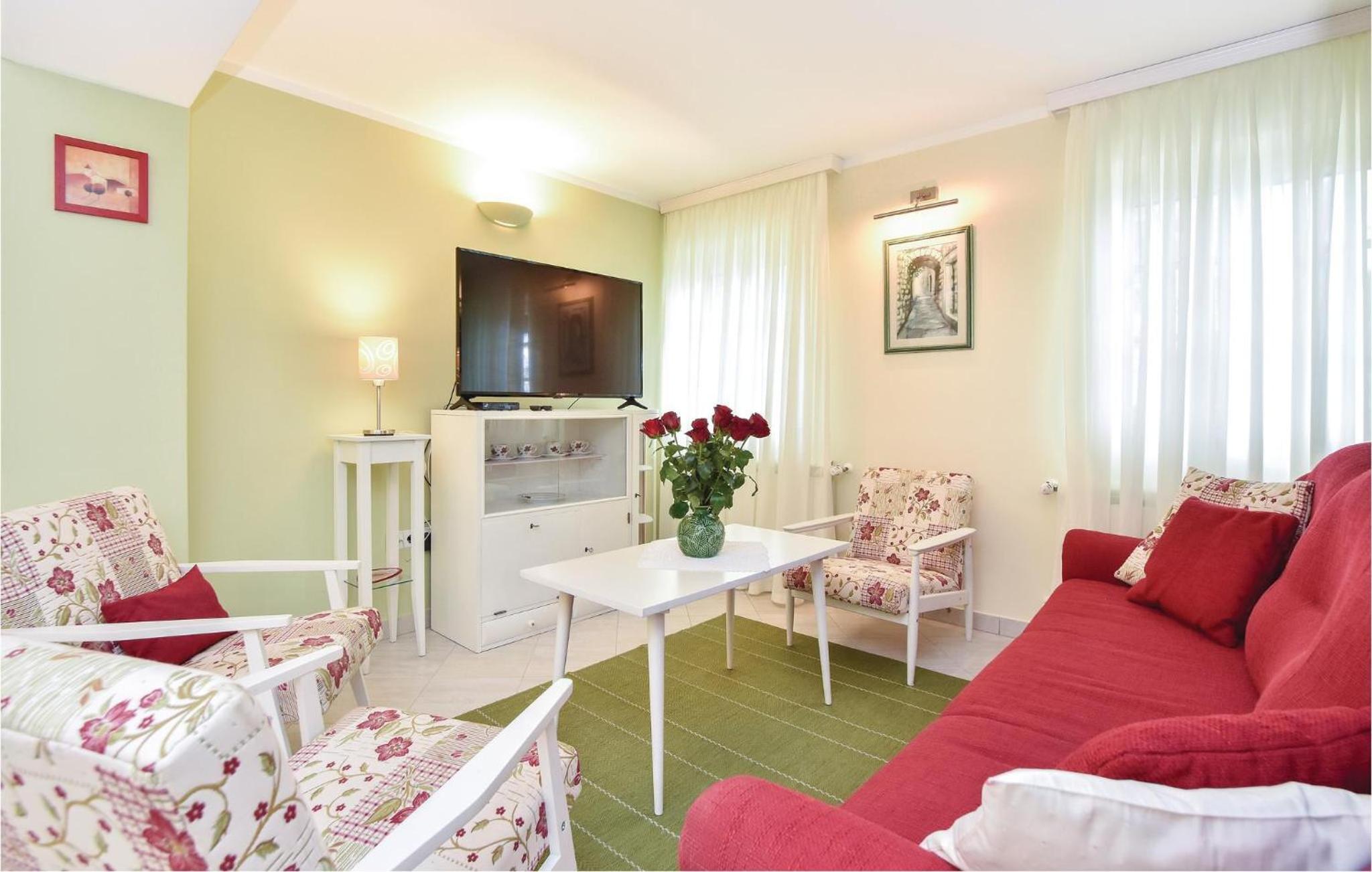 Seven-Bedroom Holiday Home photo 1