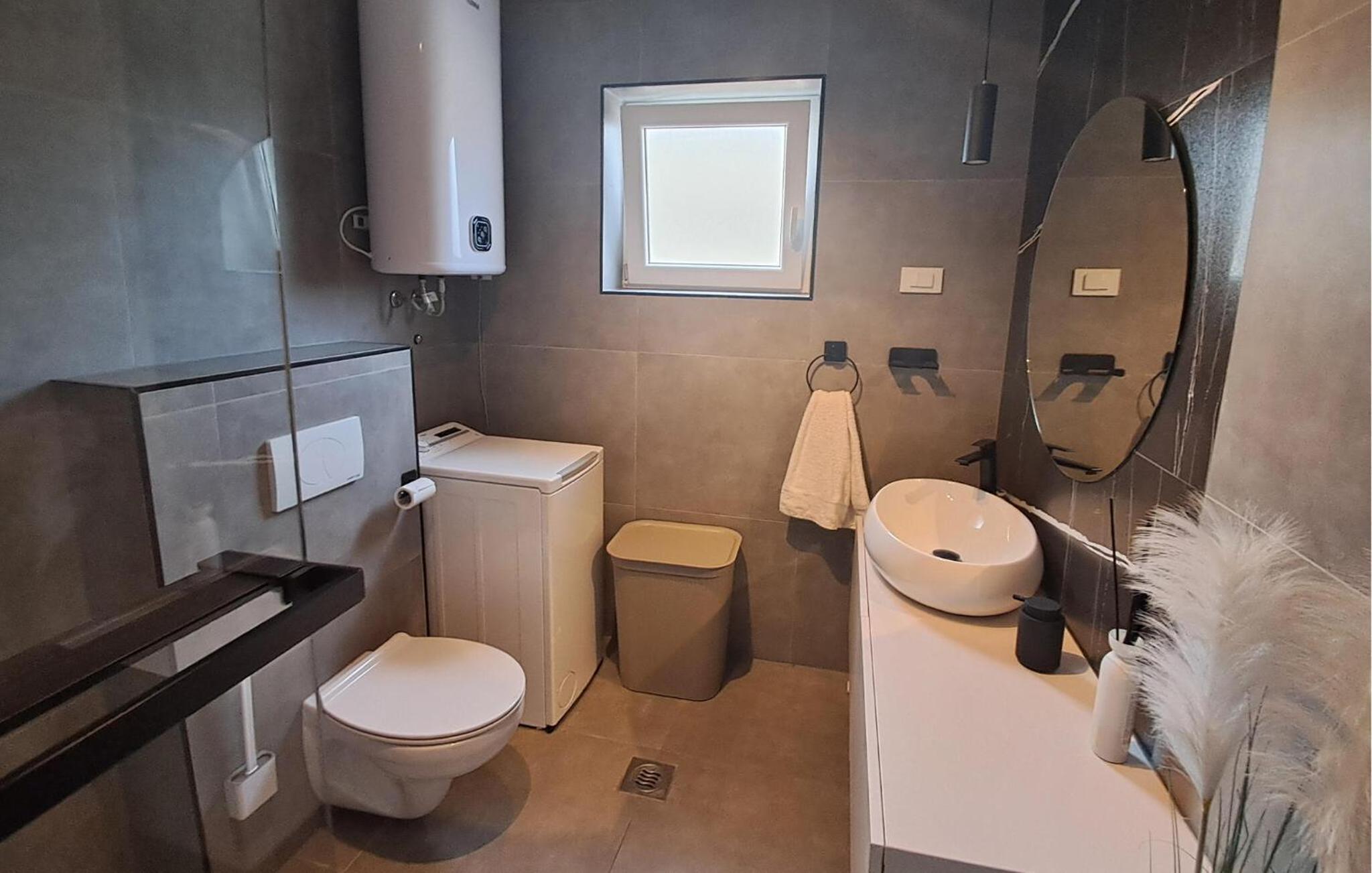 Two-Bedroom Holiday Home photo 3