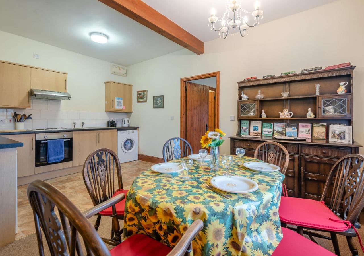 One-Bedroom House photo 3