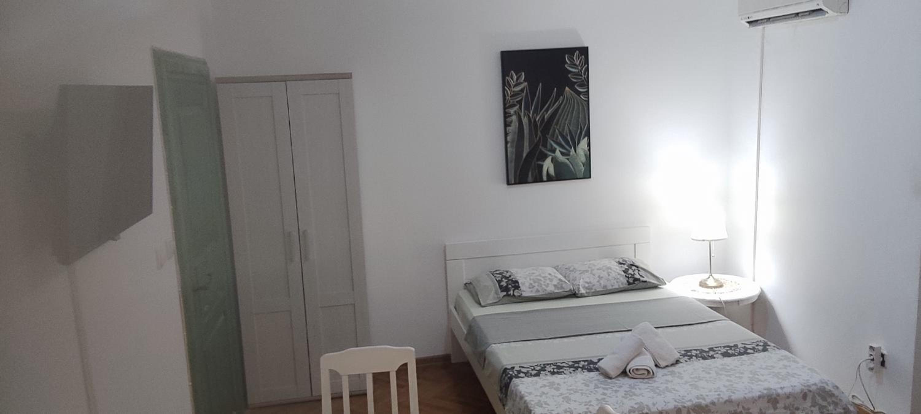 Studio Apartment photo 3