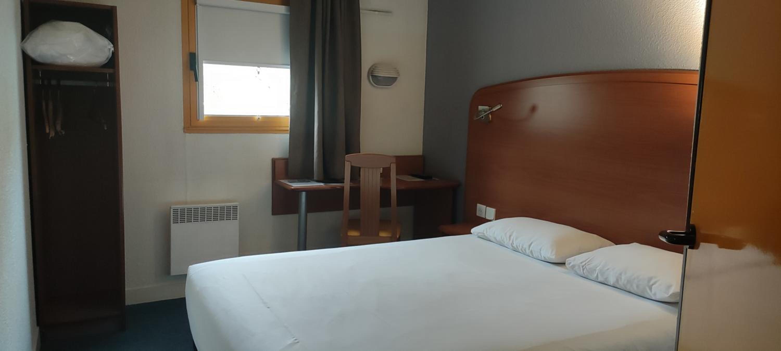 Standard Double Room photo 3