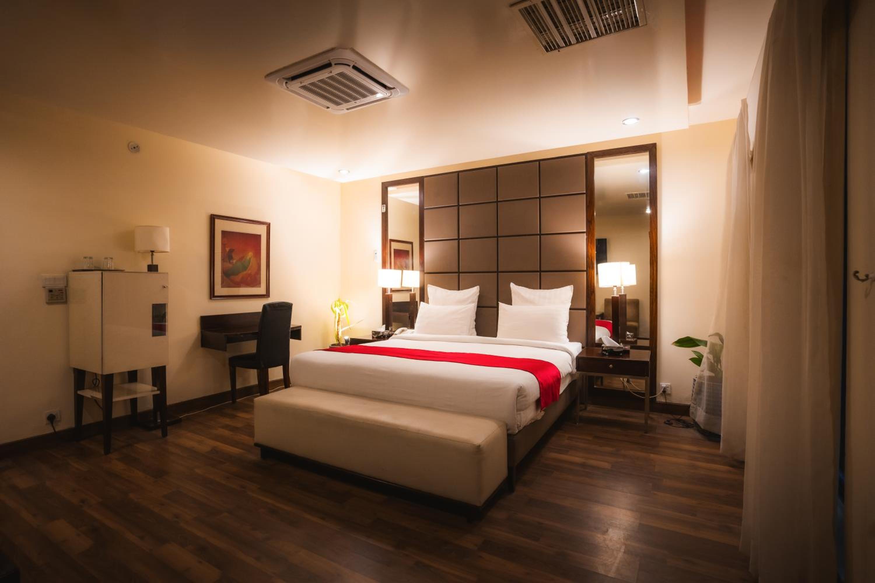 Deluxe Double Room photo 2