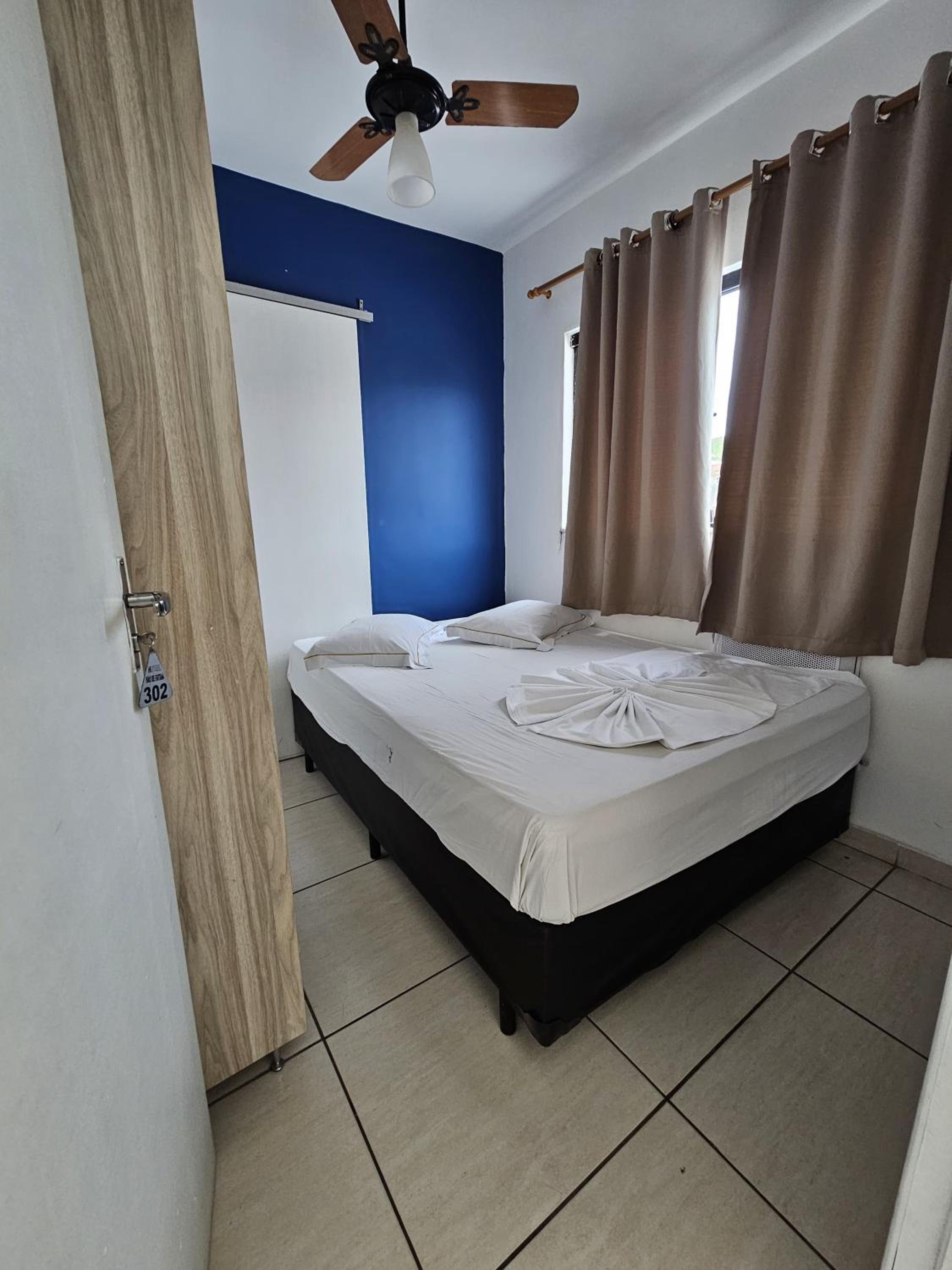 Single Room photo 2