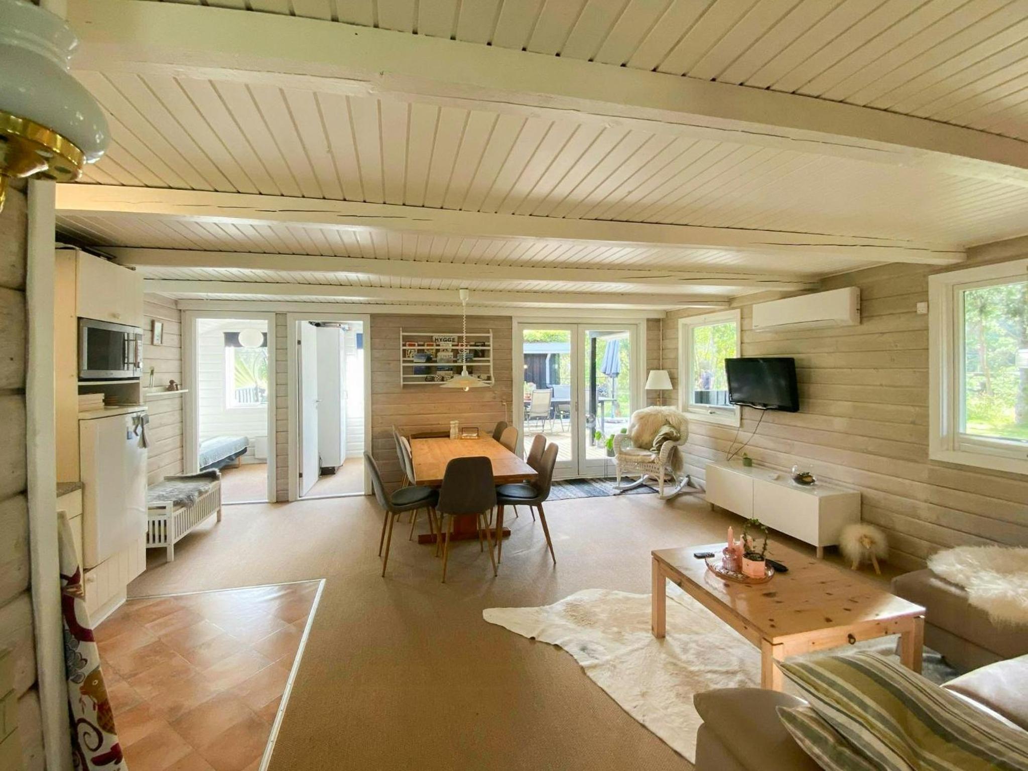 Four-Bedroom Vacation Home photo 3