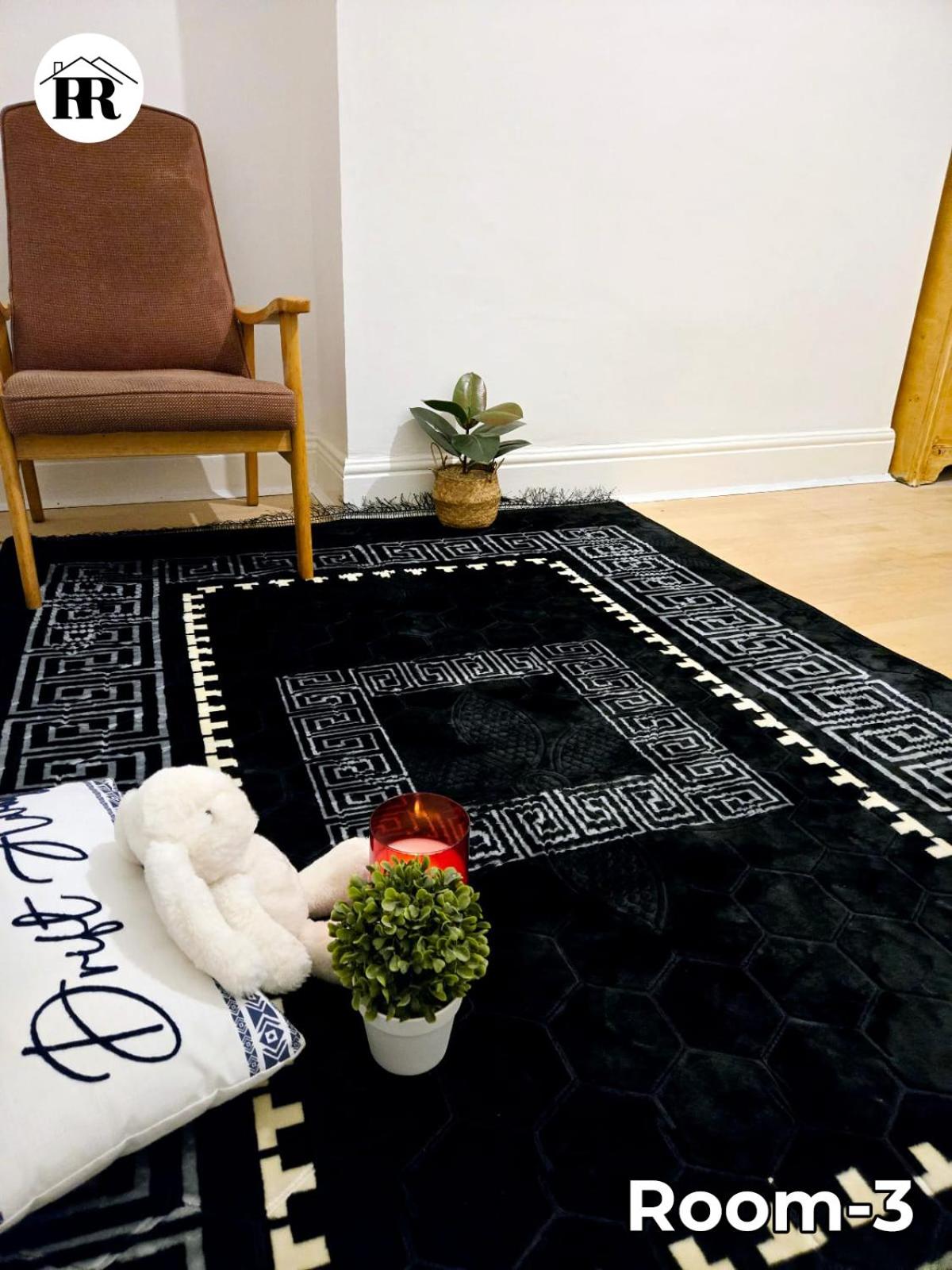 Budget Double Room photo 3