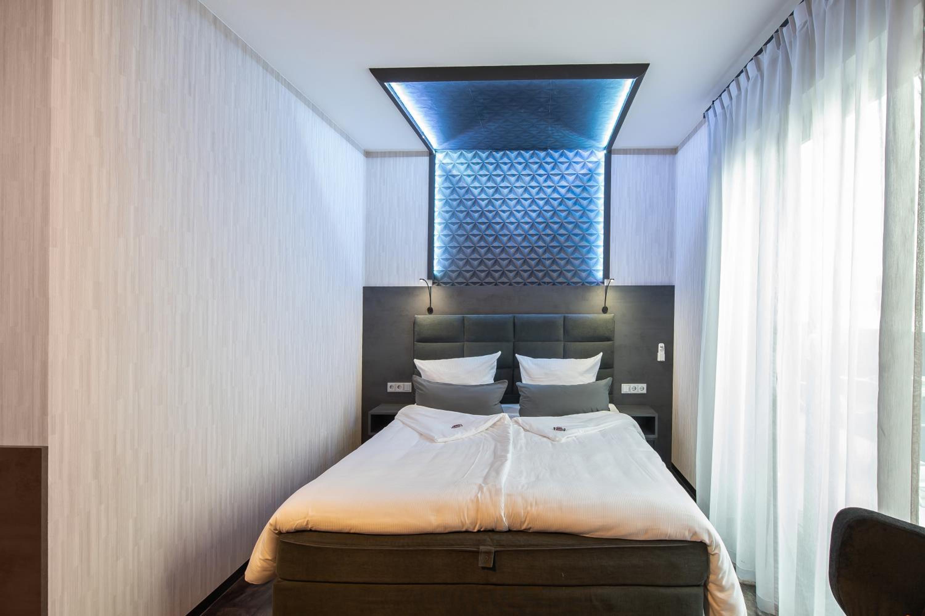 Deluxe Double Room photo 2