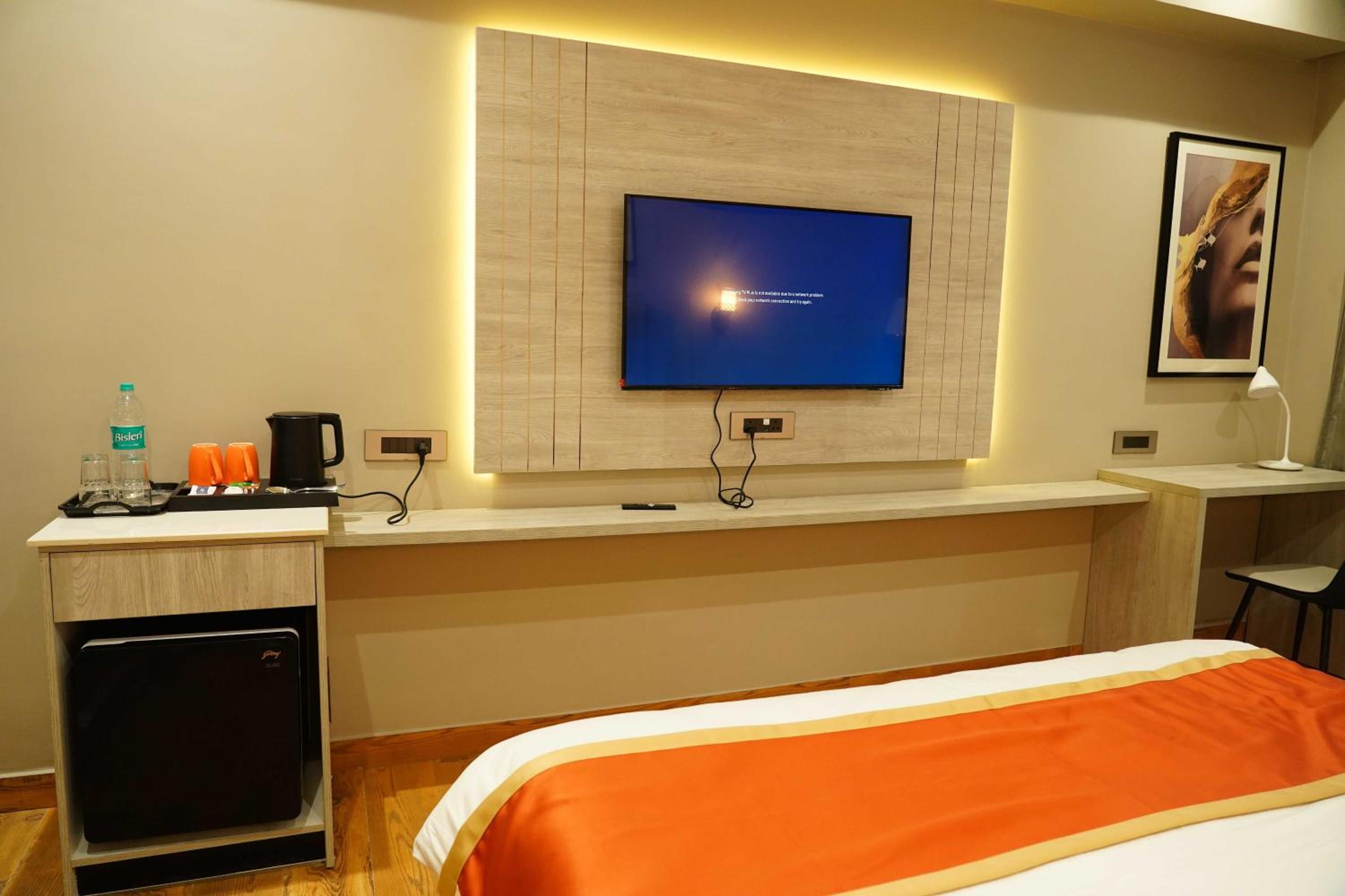 Club with Twin Bed Room photo 2
