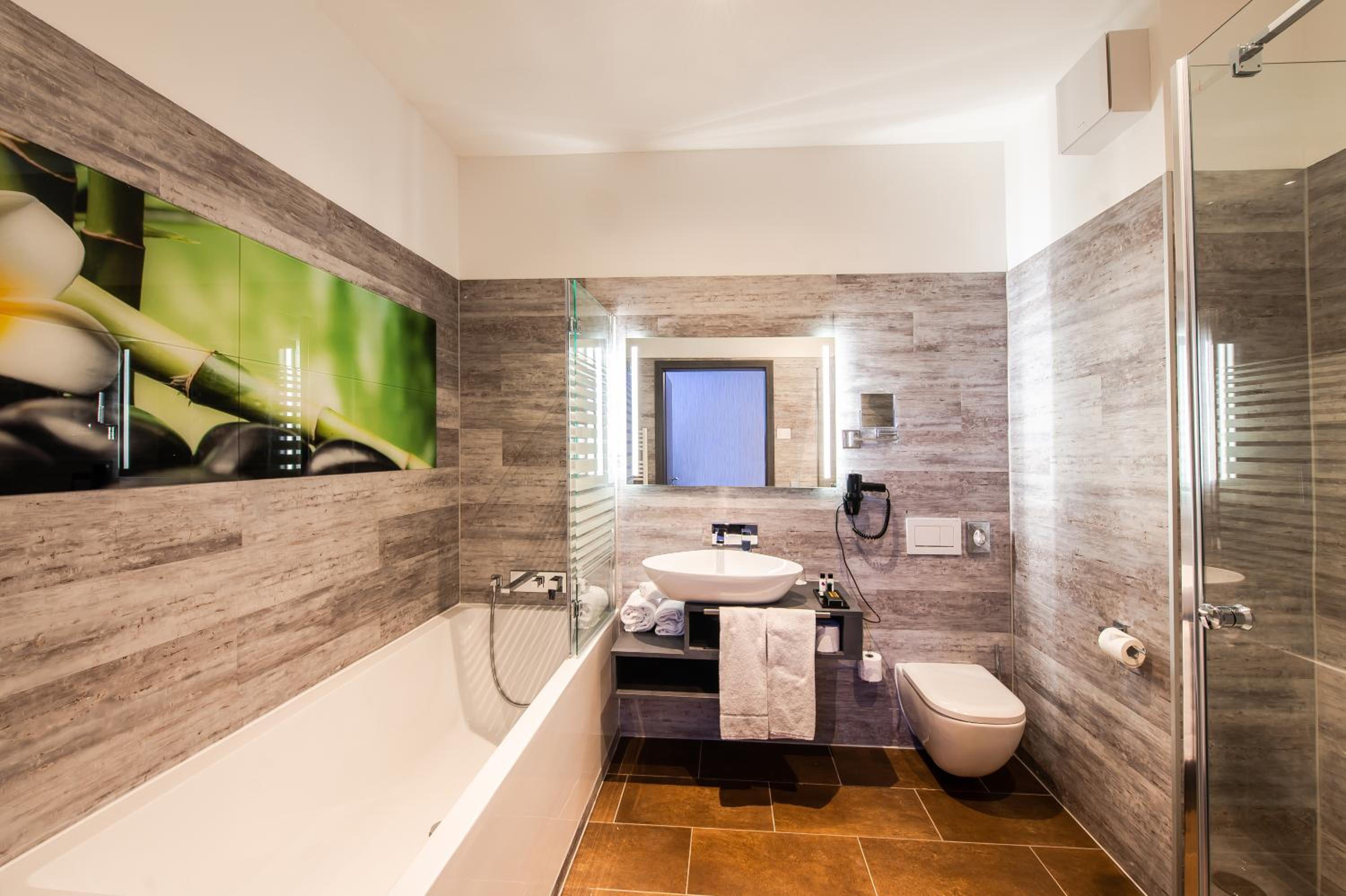 Executive Suite photo 3