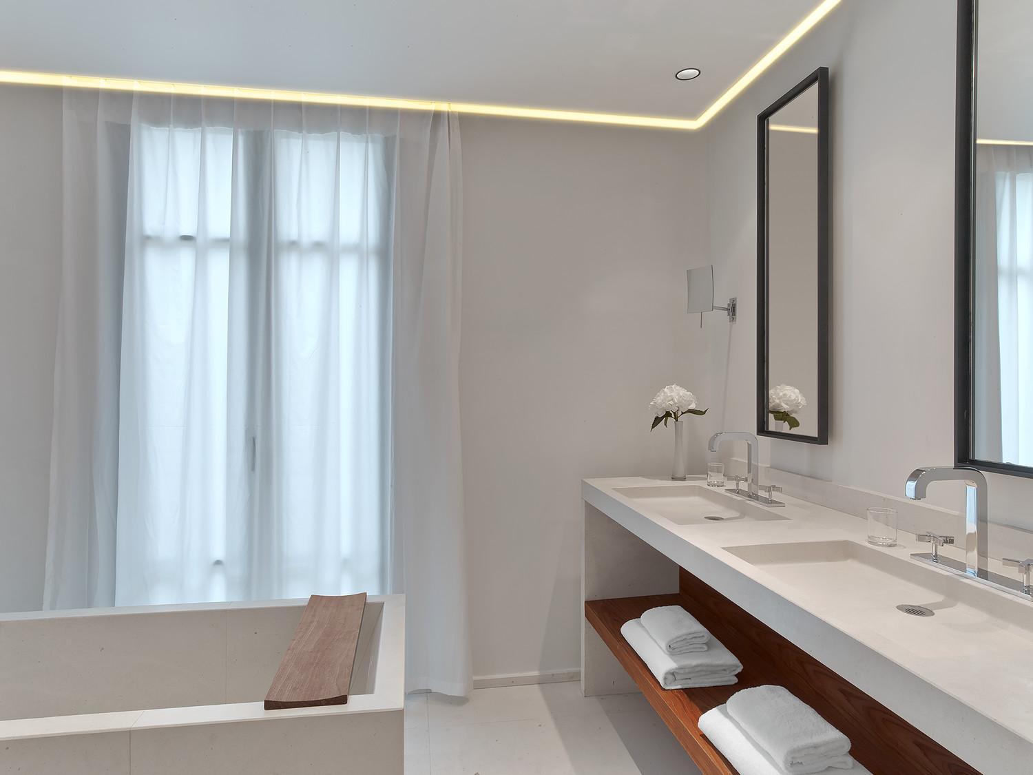 Prestige Twin Room