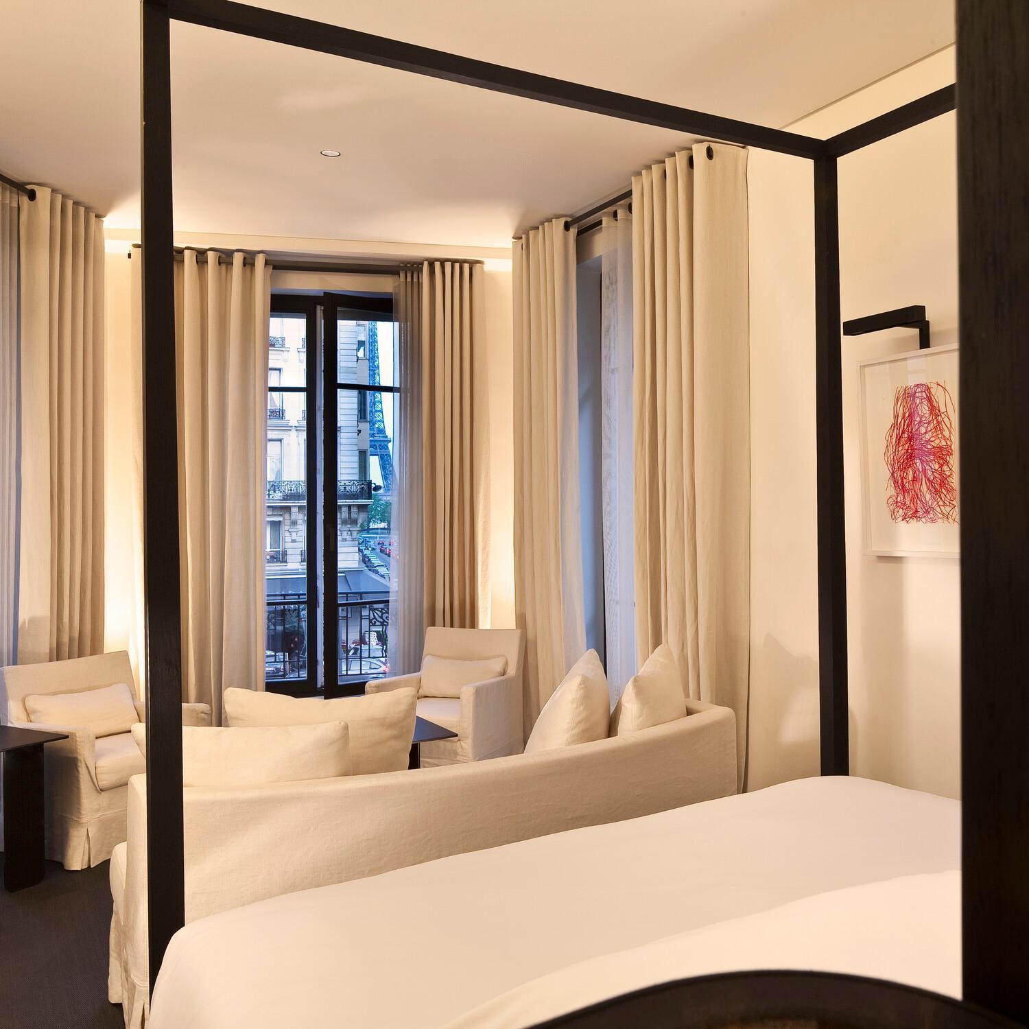 Eiffel View Suite, Suite, 1 King, Eiffel Tower view