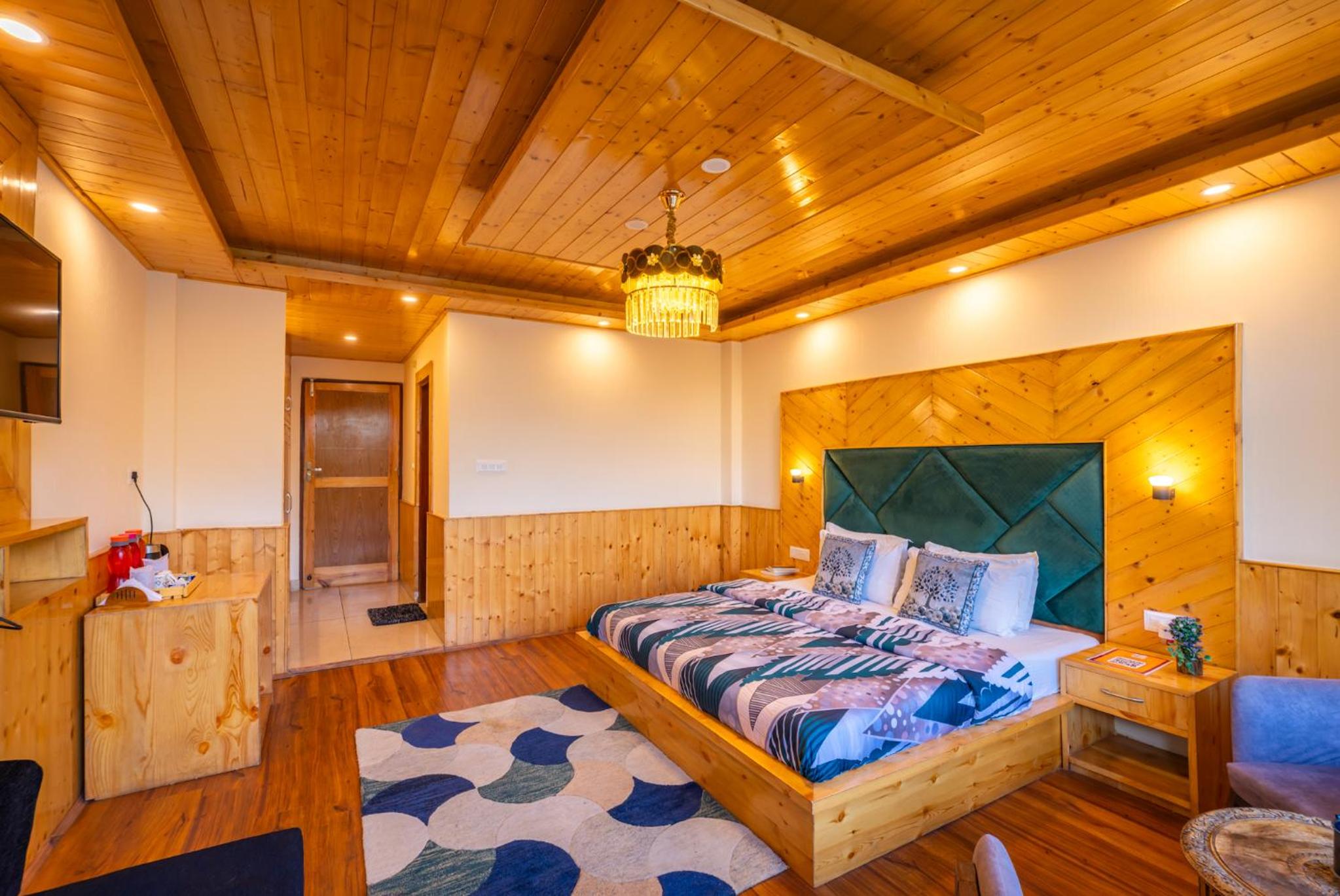 King Room with Mountain View - Photo 10