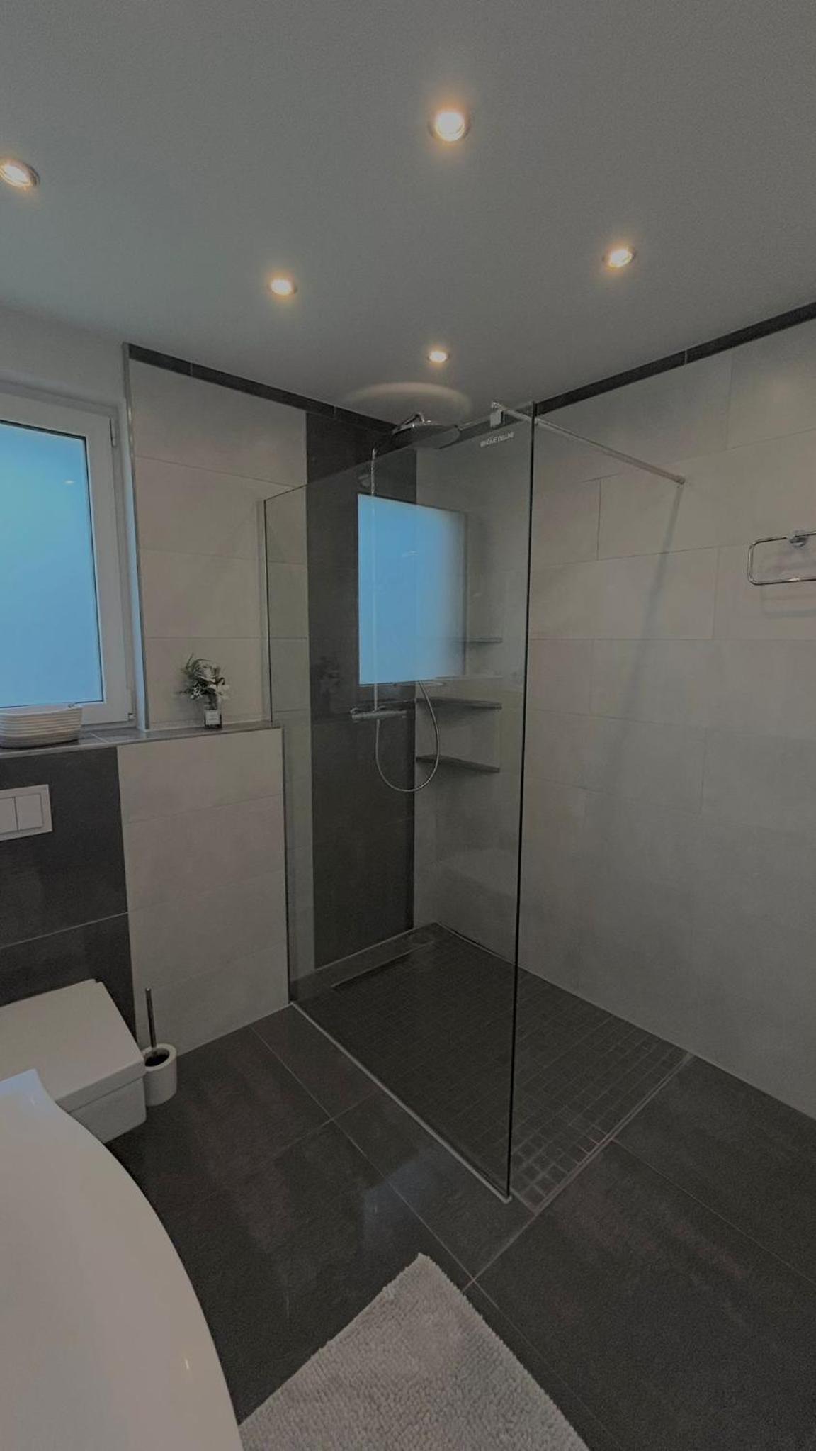 Three-Bedroom Apartment Suite photo 2