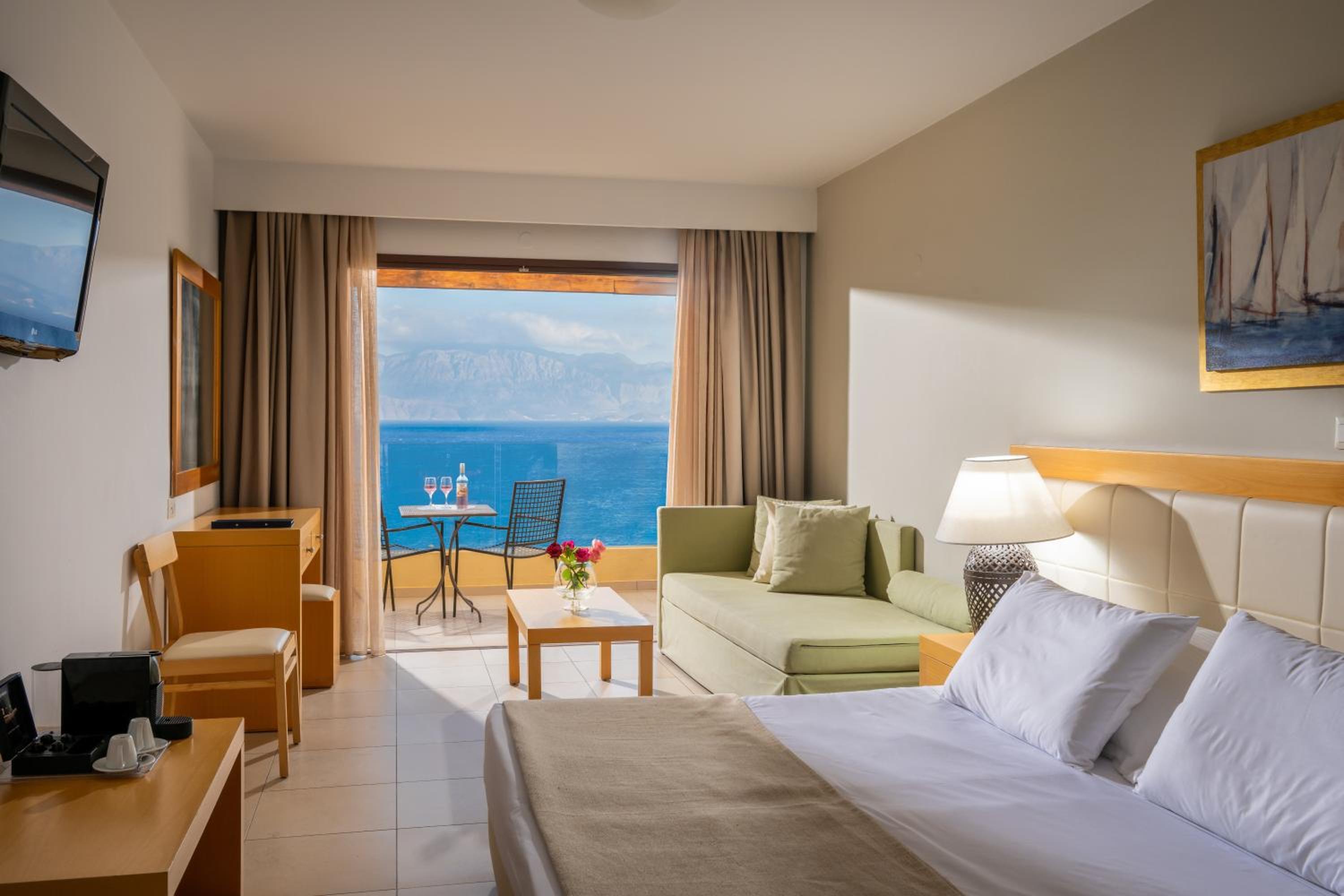Deluxe Room with Sea View