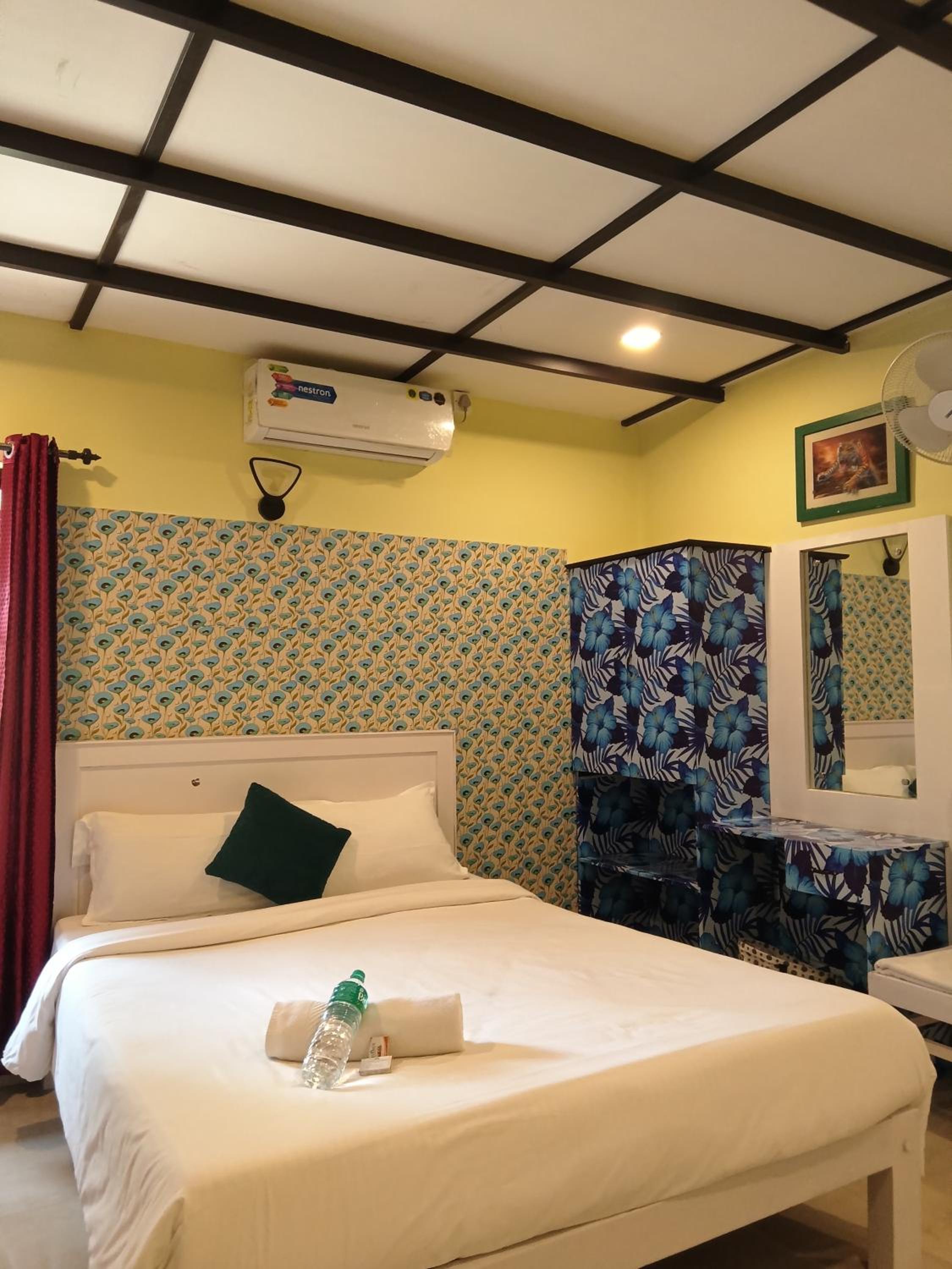 Deluxe King Room photo 1