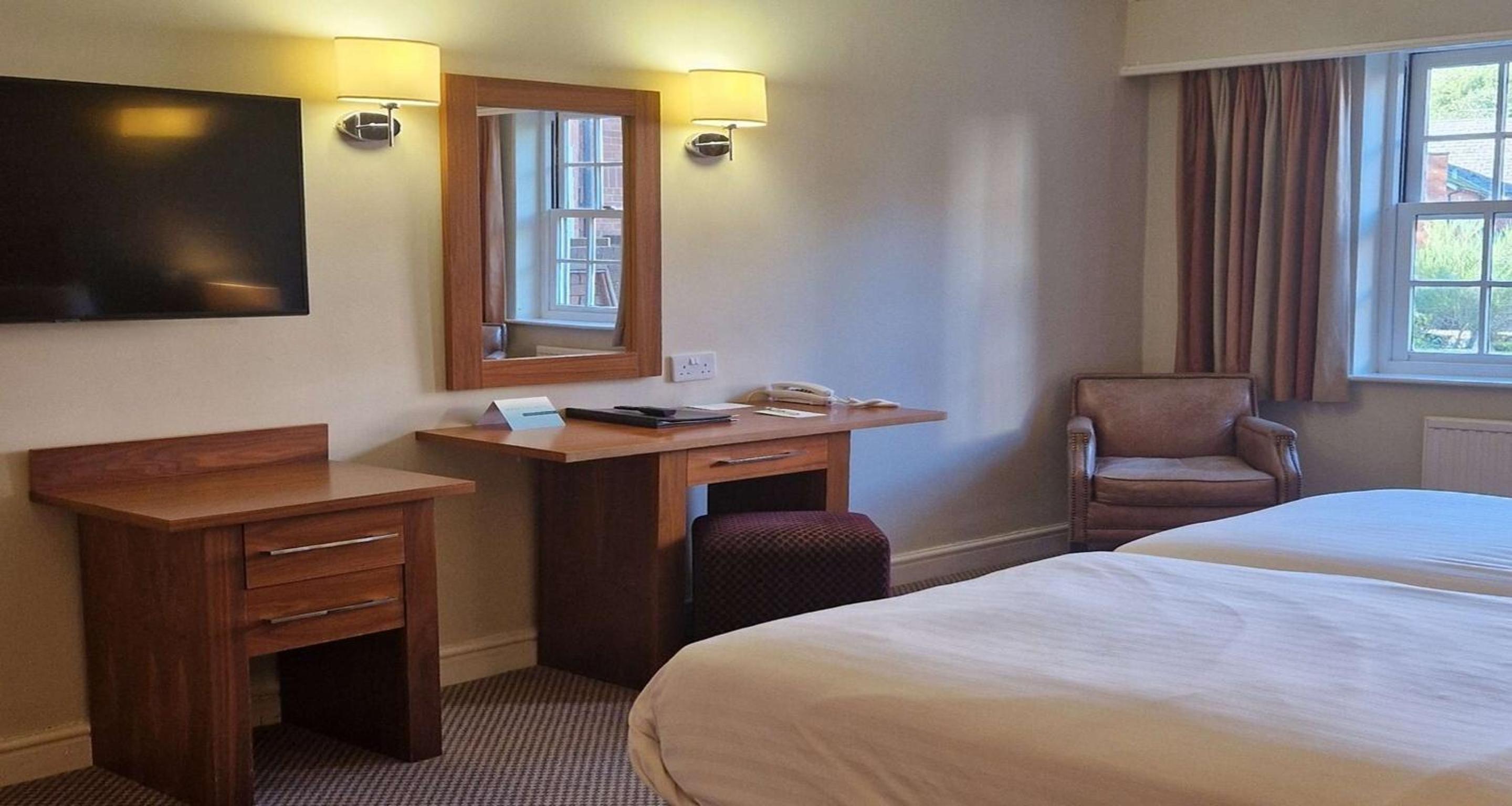 Standard Twin Room - Non-Smoking - Photo 6