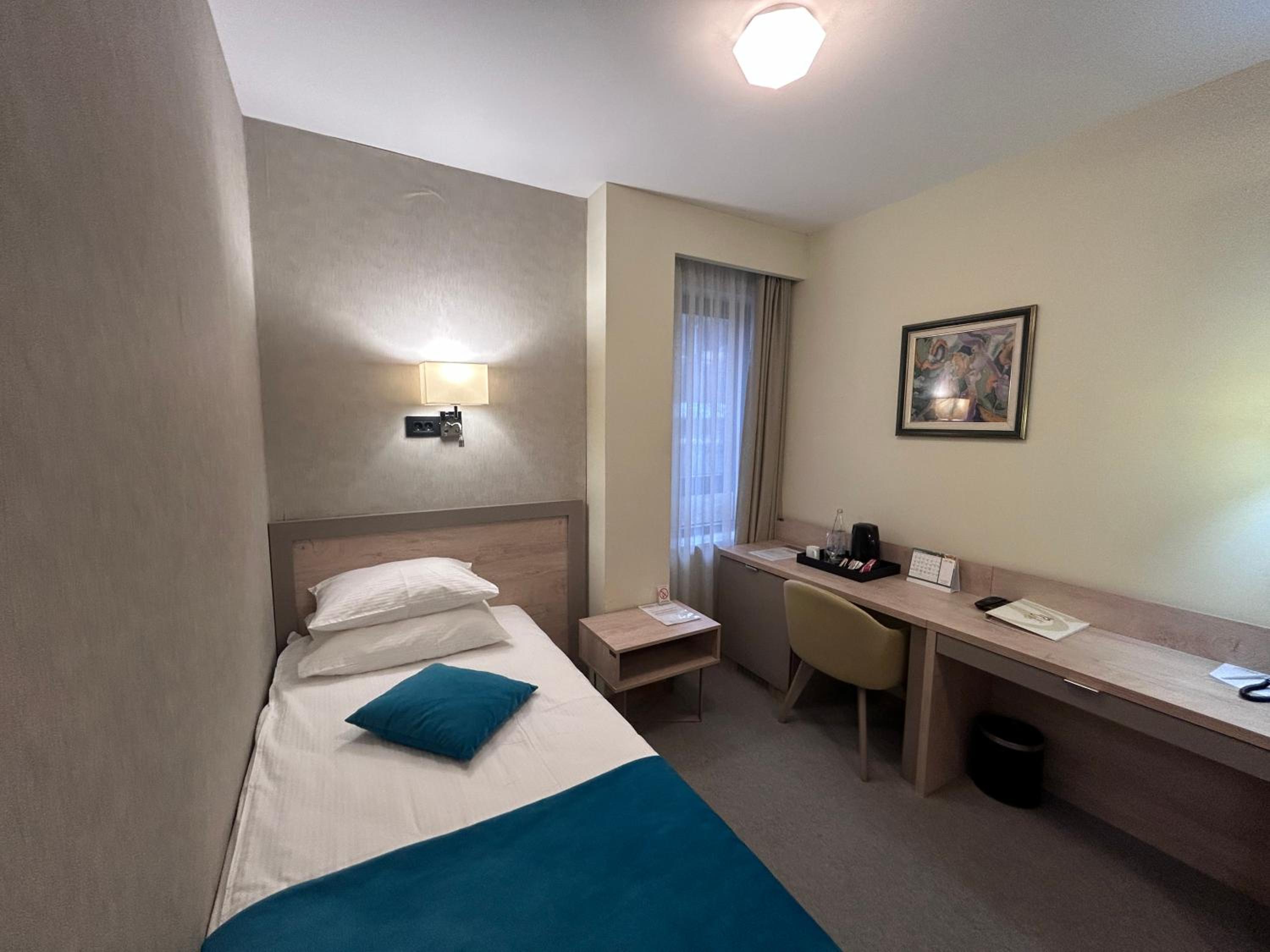 Standard Single Room photo 3