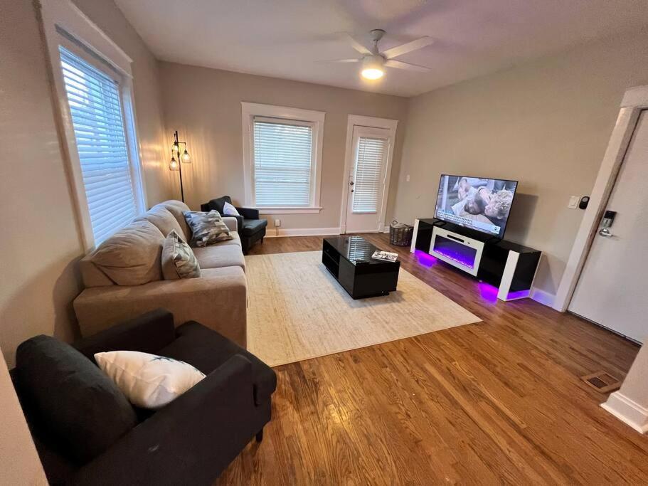 Two-Bedroom Apartment photo 1