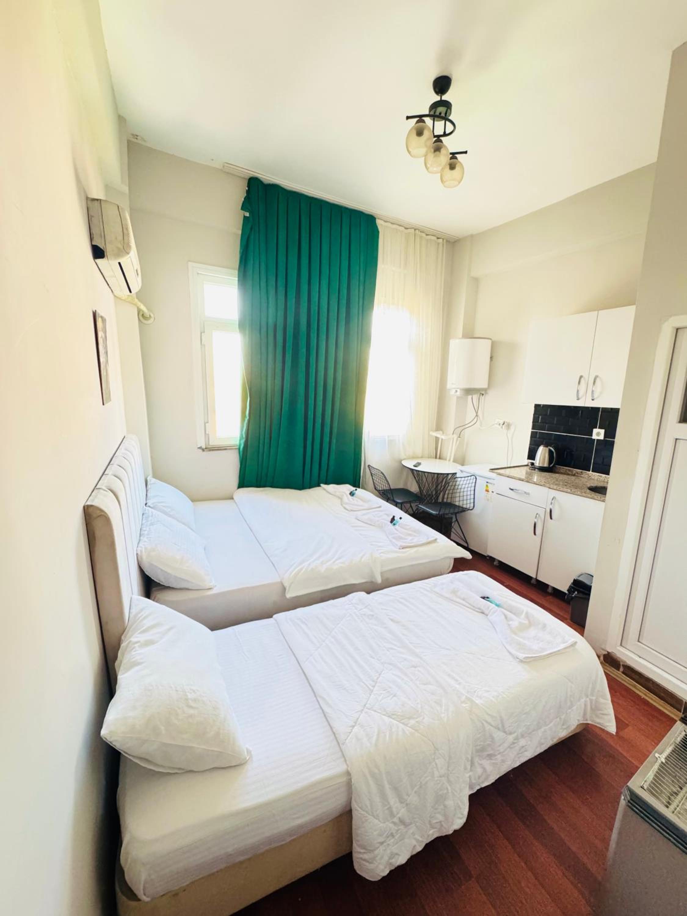 Comfort Triple Room with Shower photo 1
