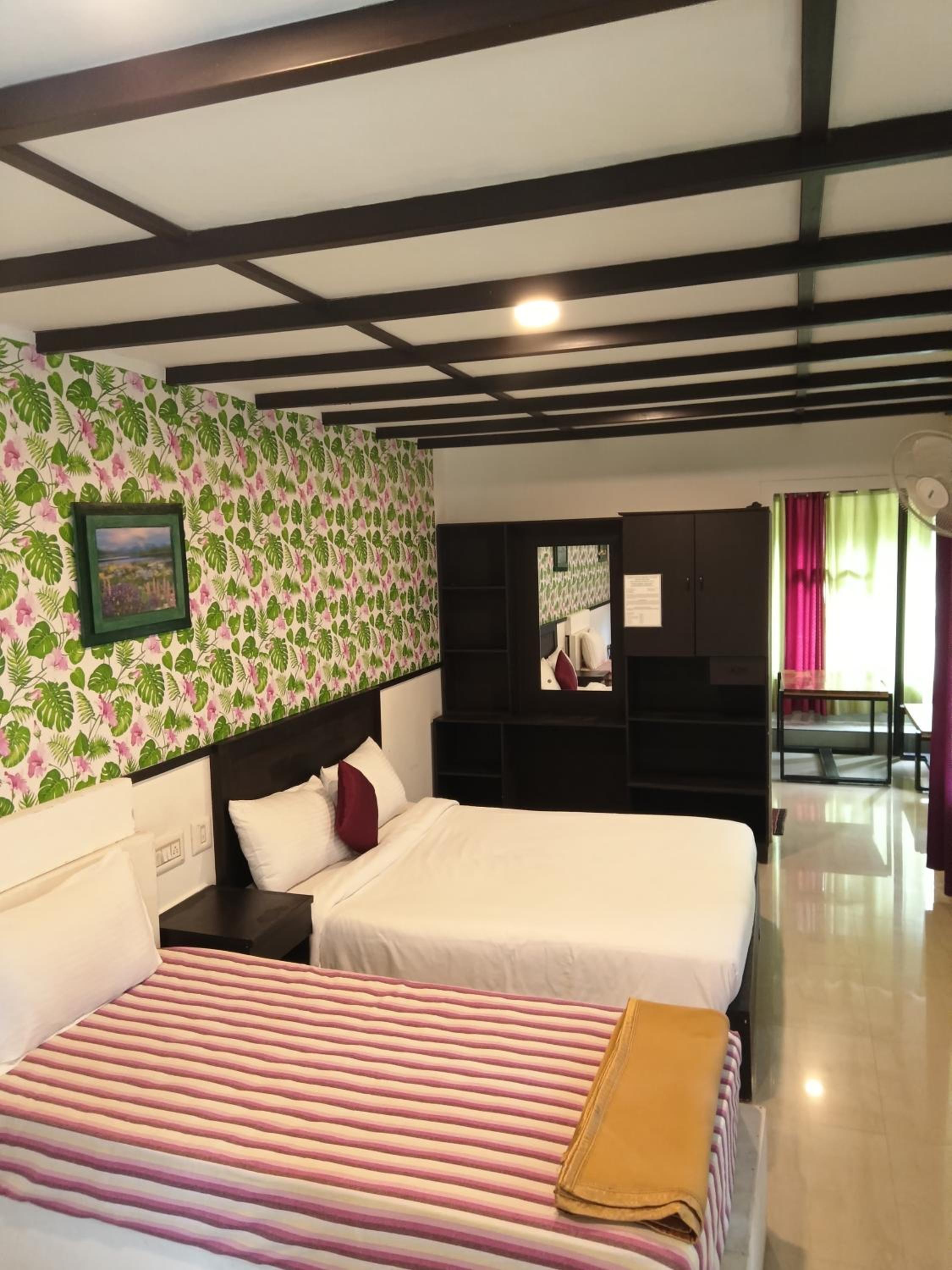 Superior Triple Room photo 3