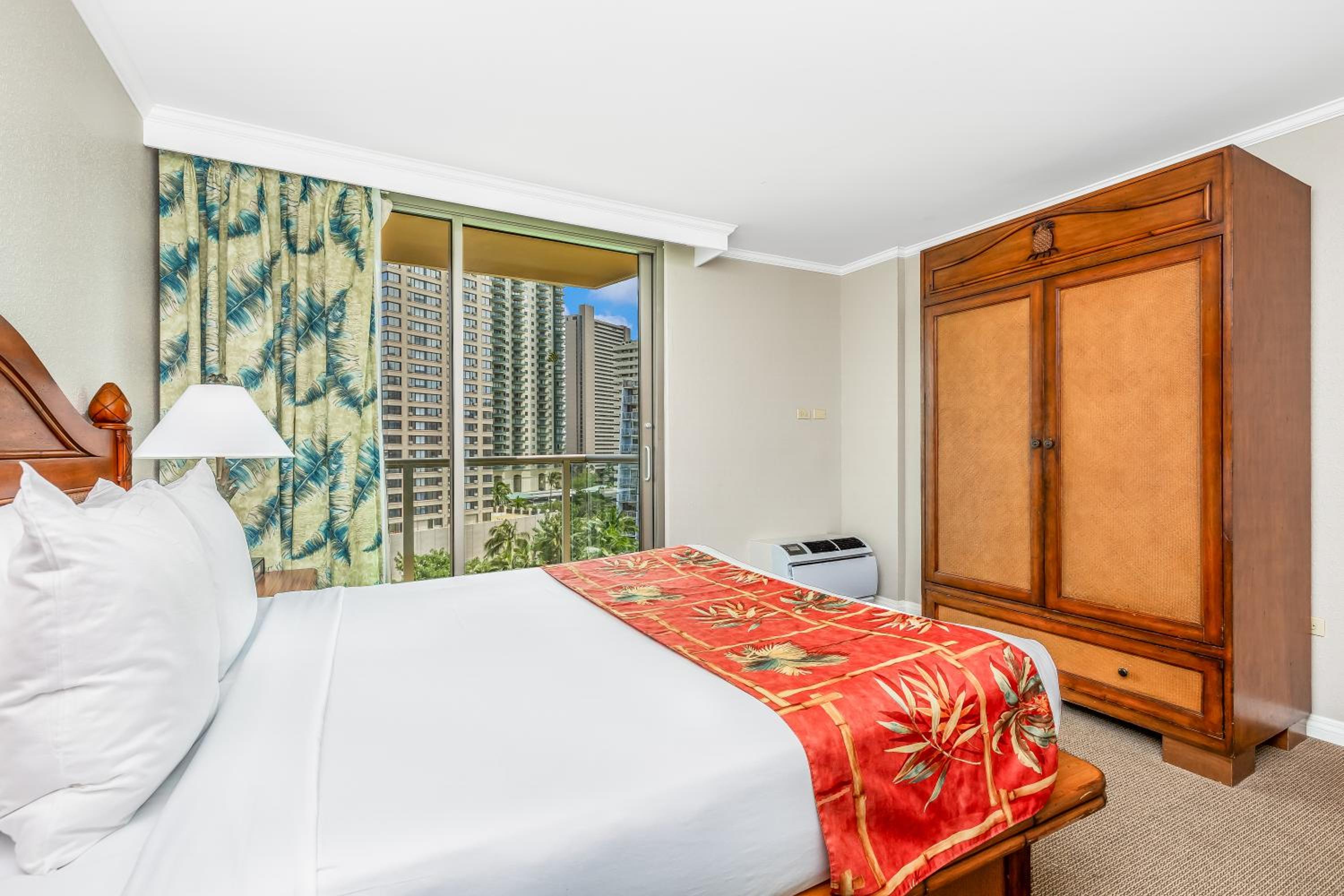 City View Two Bedroom Suite - Photo 6