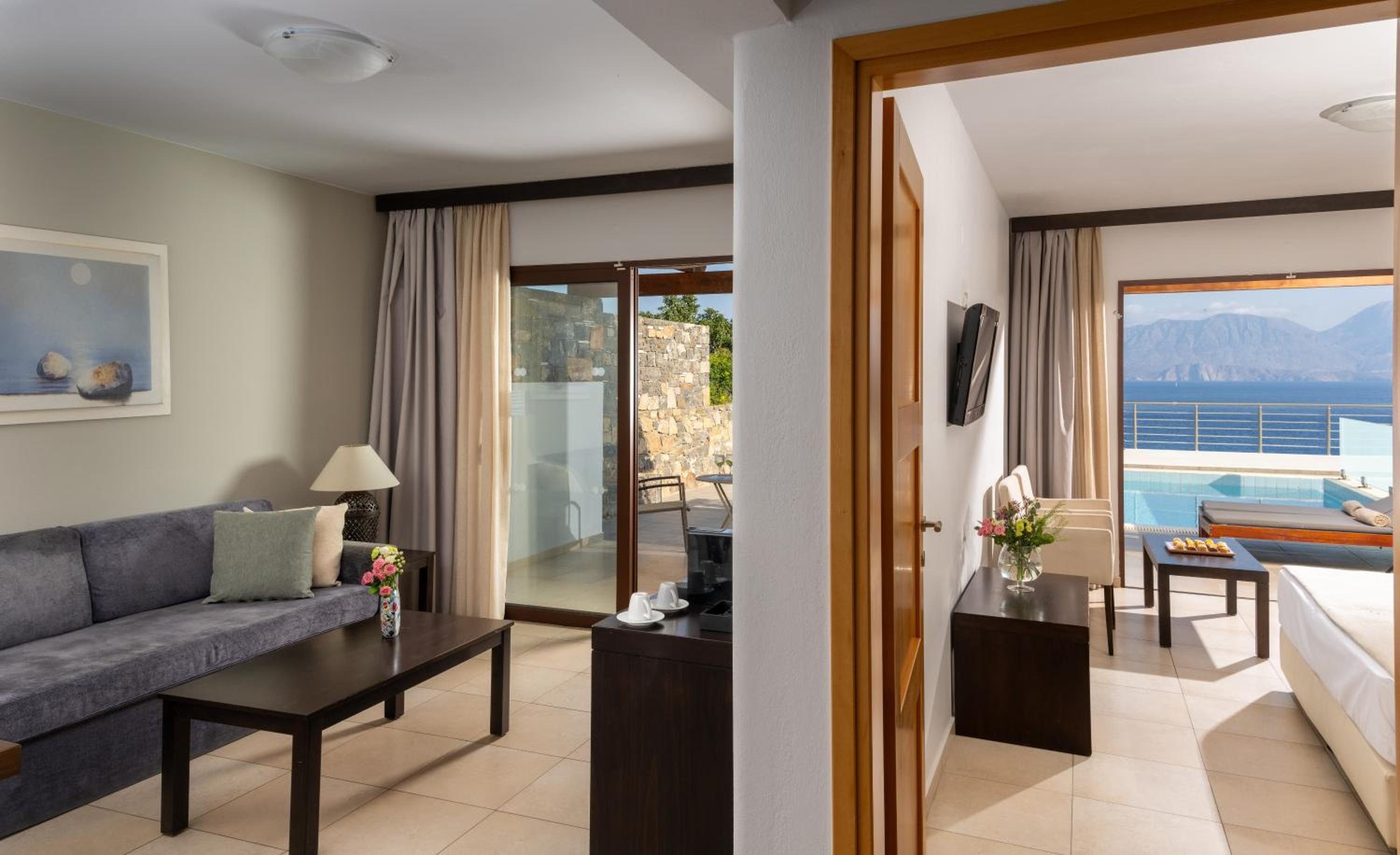 Suite with Sea View & Private Pool - Photo 13