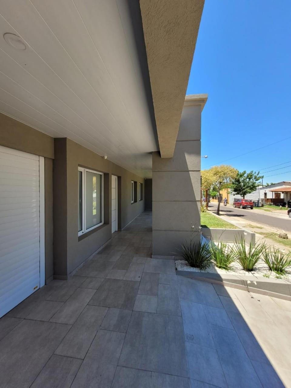 Four-Bedroom House photo 3