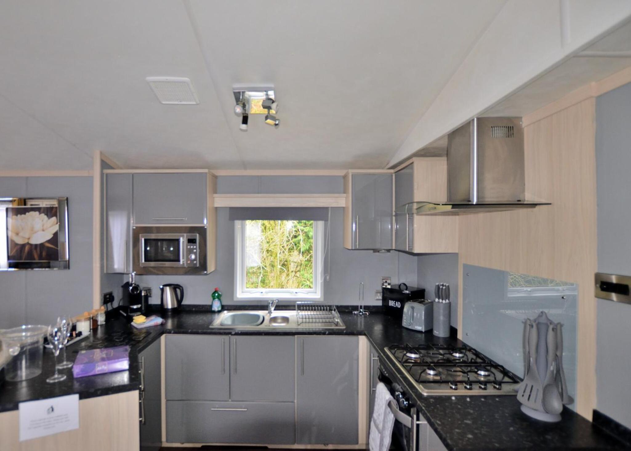 One-Bedroom House 2 photo 2