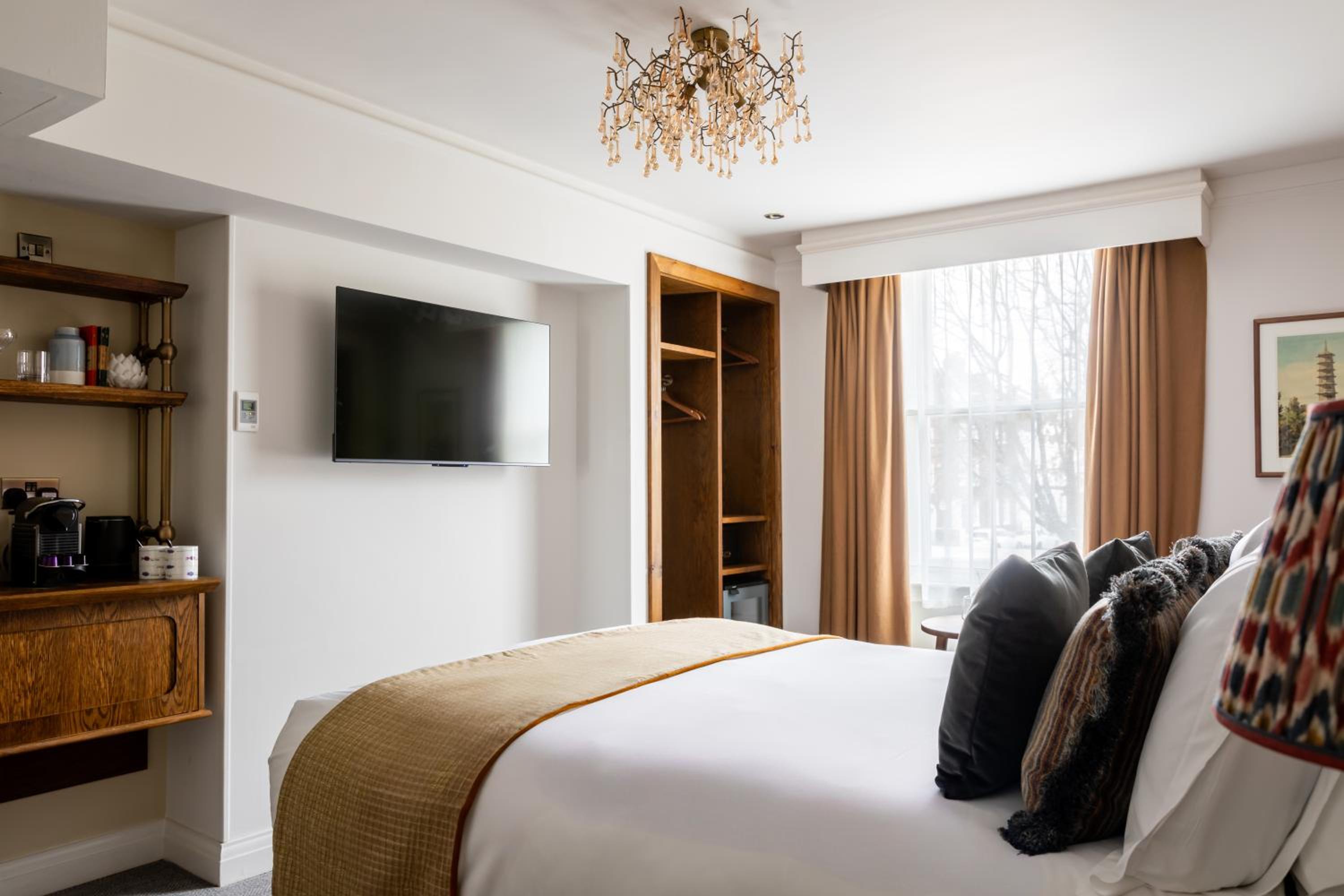 Deluxe Double Room photo 3