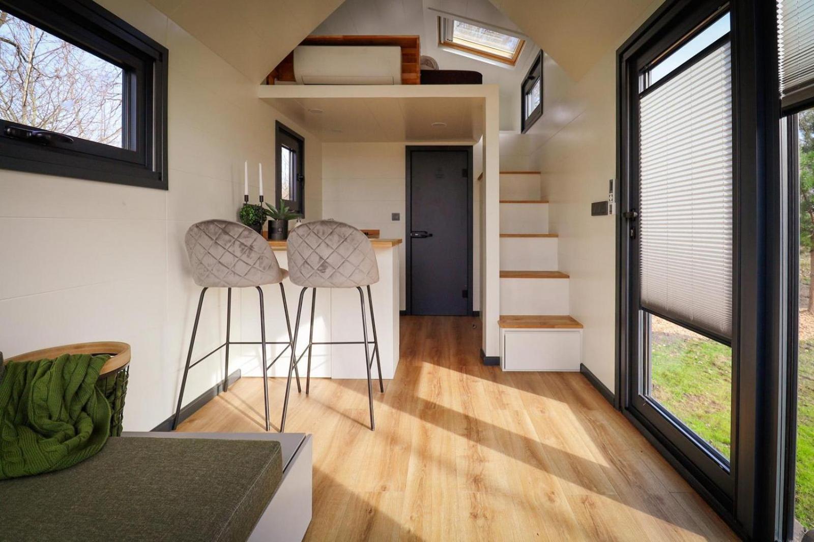 One-Bedroom House photo 1