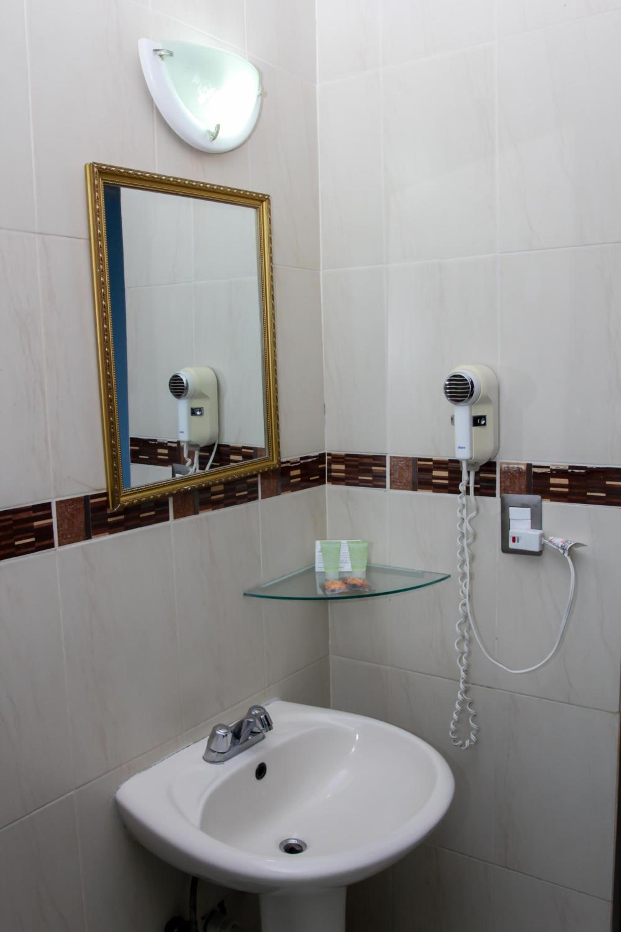 Standard  Room - Photo 4