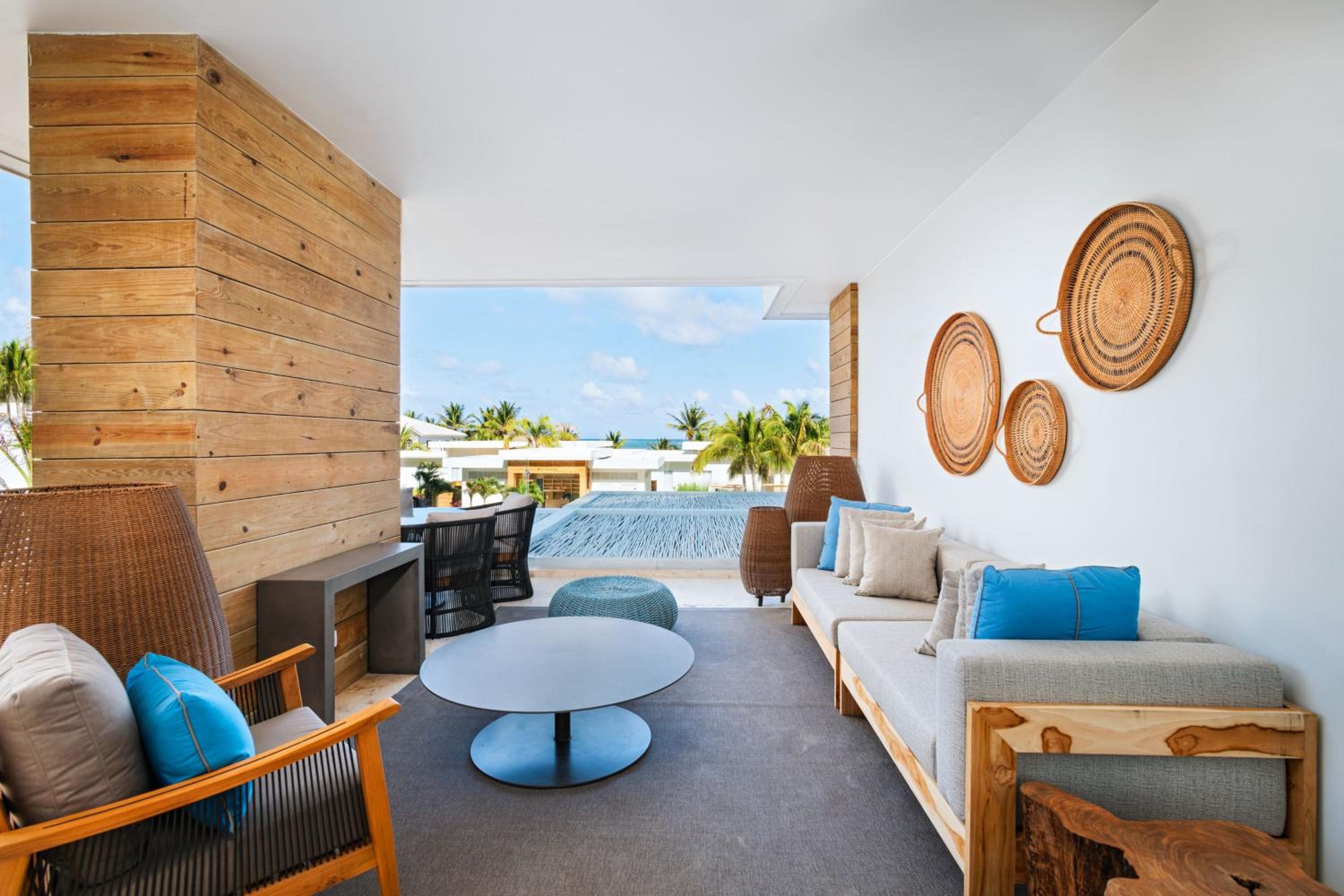 Oceanview Vista 1 Bedroom Suite, 1 King, Balcony - Photo 4