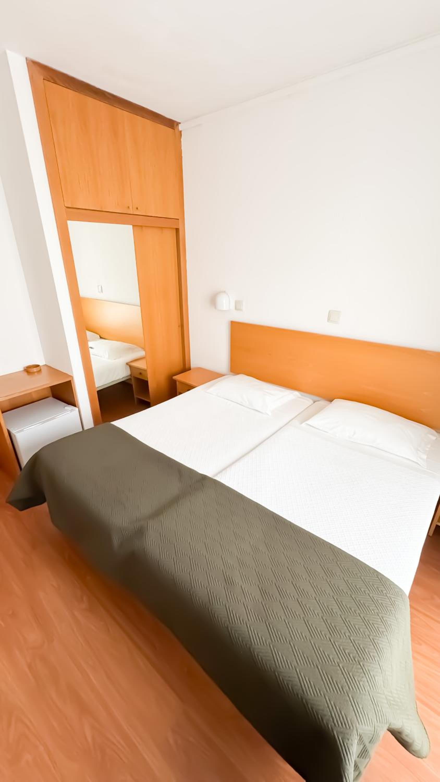Triple Room - Photo 2