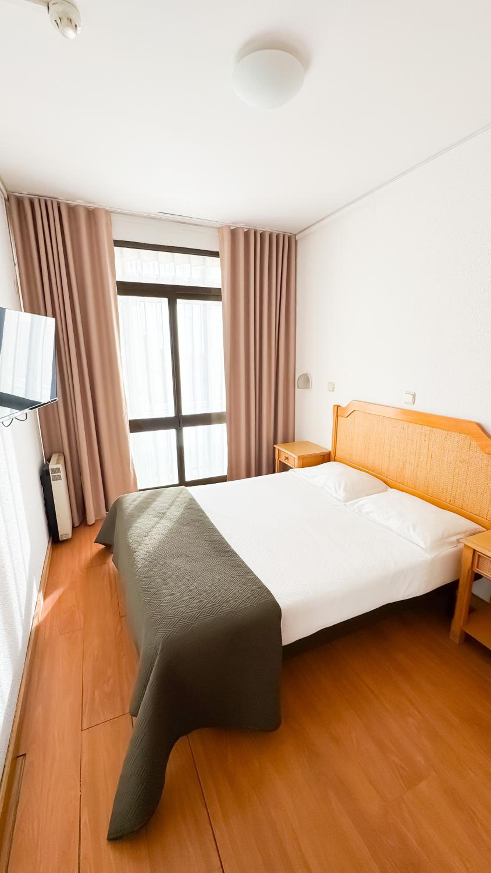 Triple Room - Photo 1