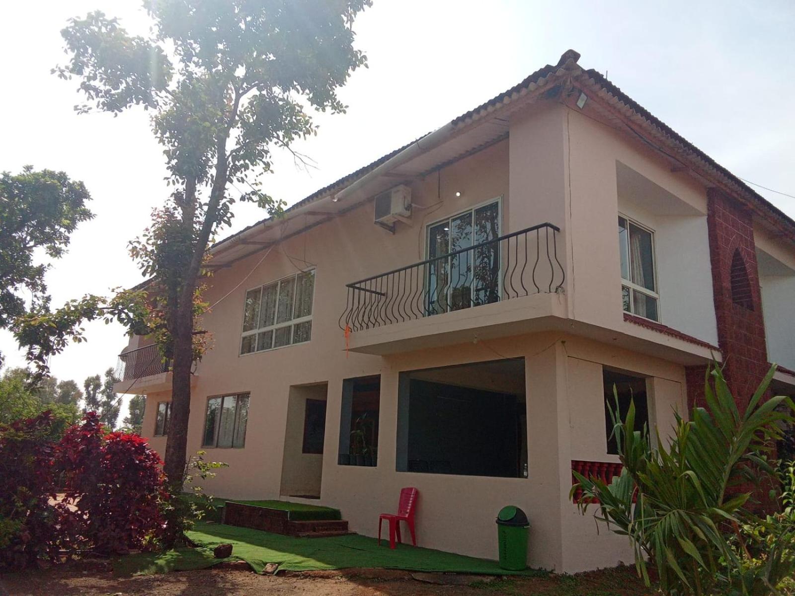 Family Bungalow photo 2