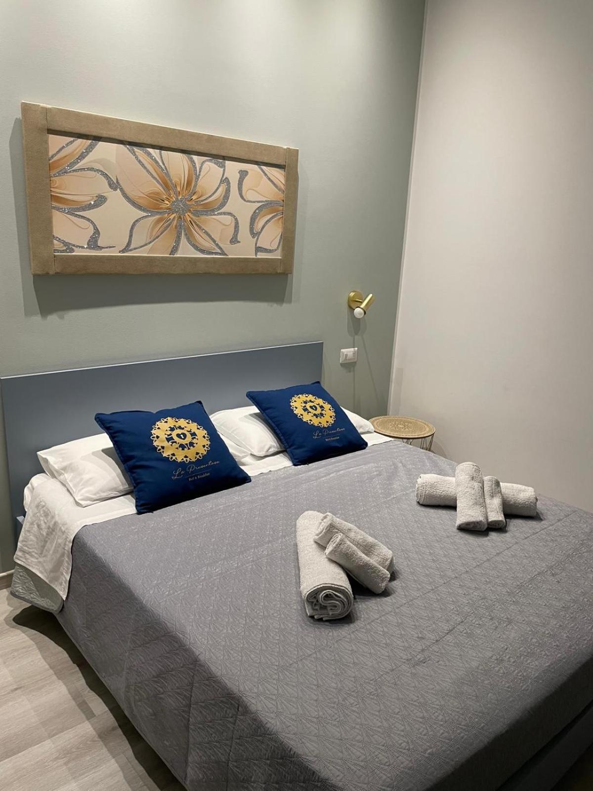 Large Double Room photo 3