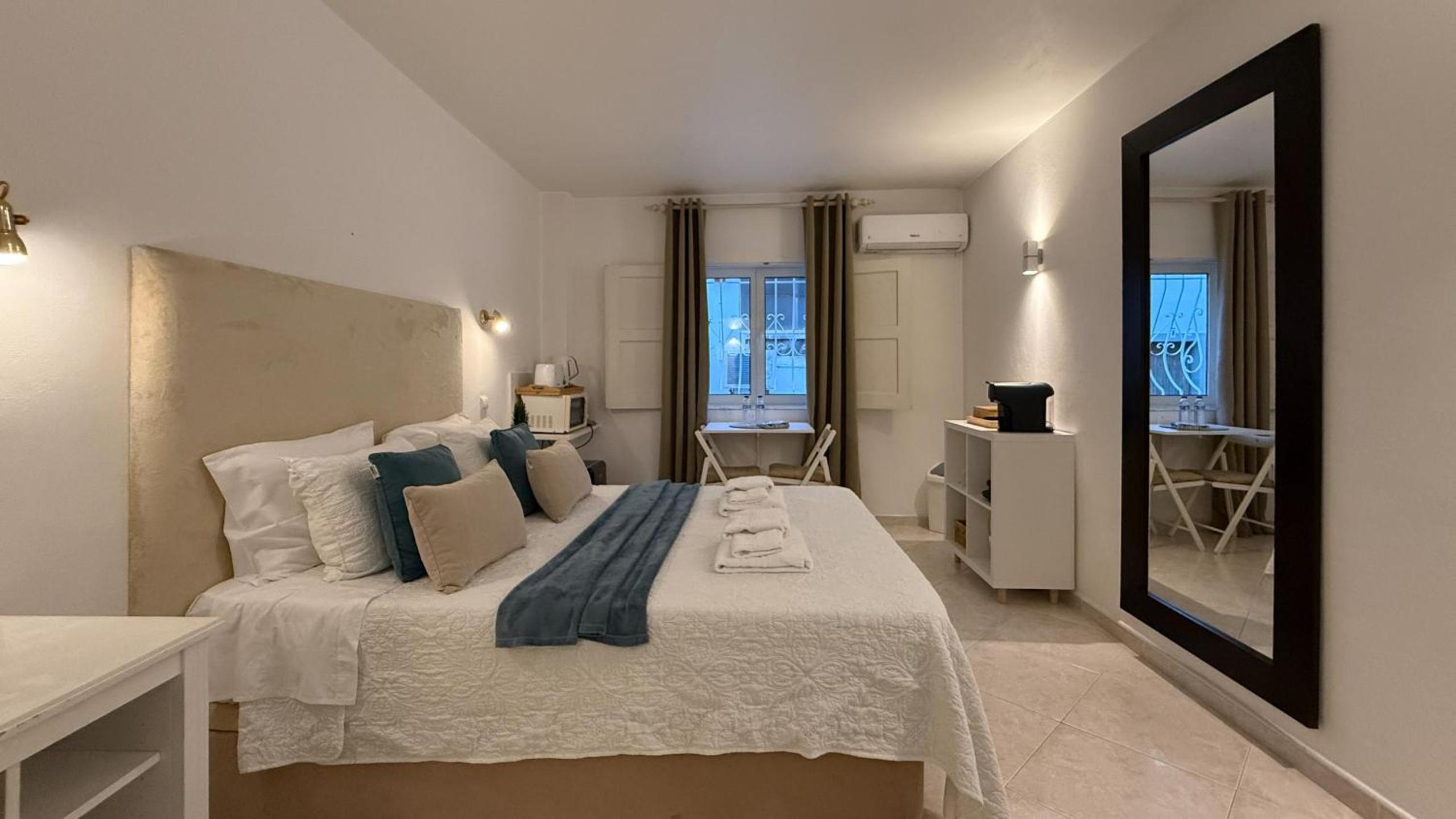 Double Room with Private Bathroom