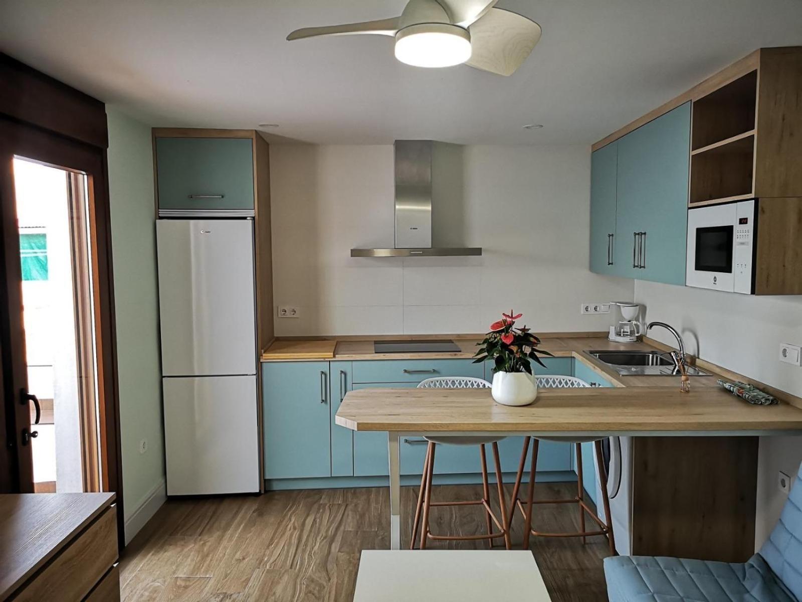 Apartment 4 photo 3