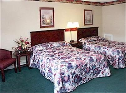 Double Room With Two Double Beds - Non-Smoking photo 1