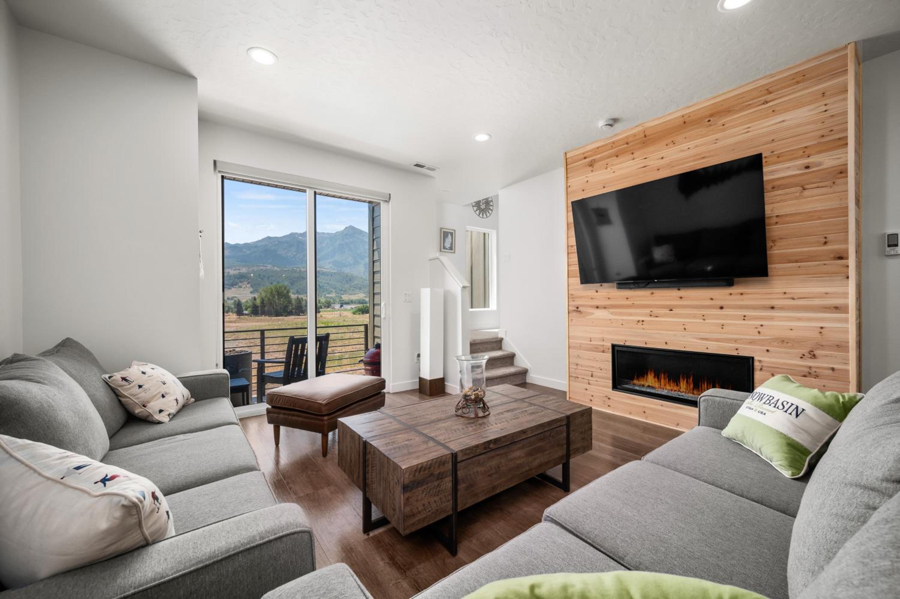 Three-Bedroom House photo 1