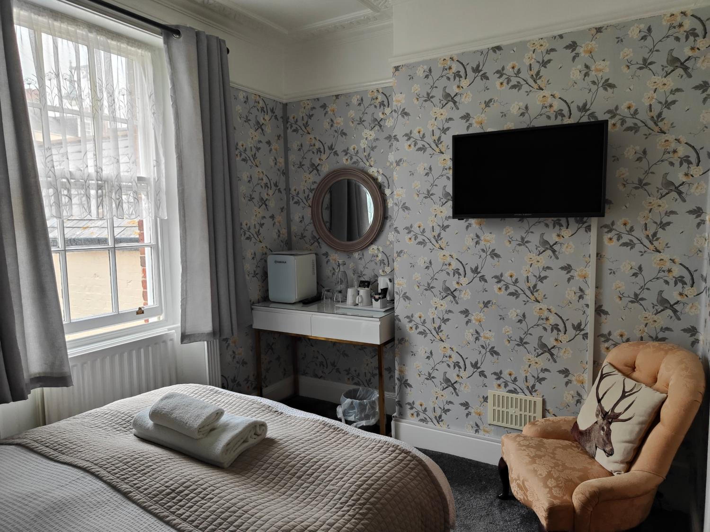 Small Double Room photo 2